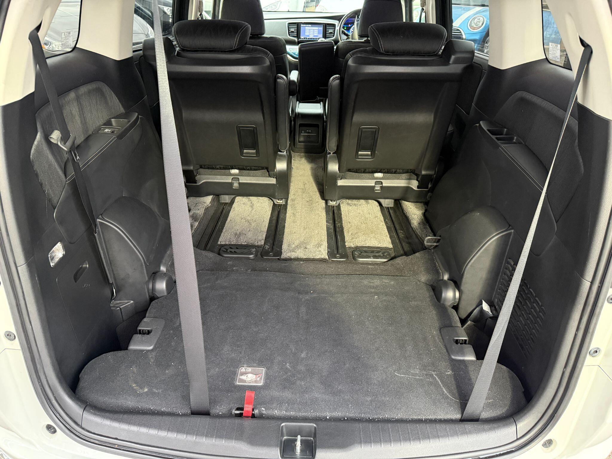 Honda Odyssey - Image 95