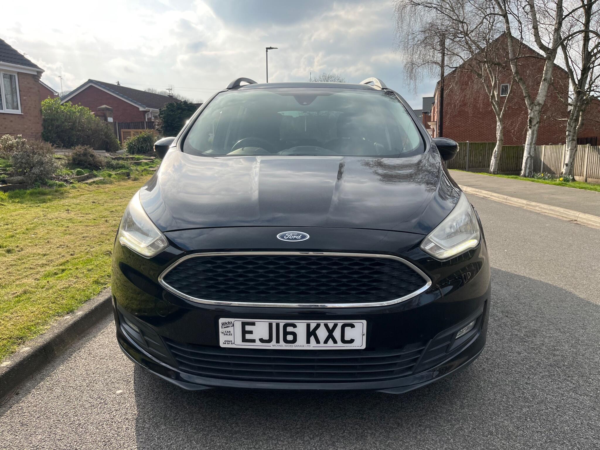 Ford Grand C-MAX - Image 9