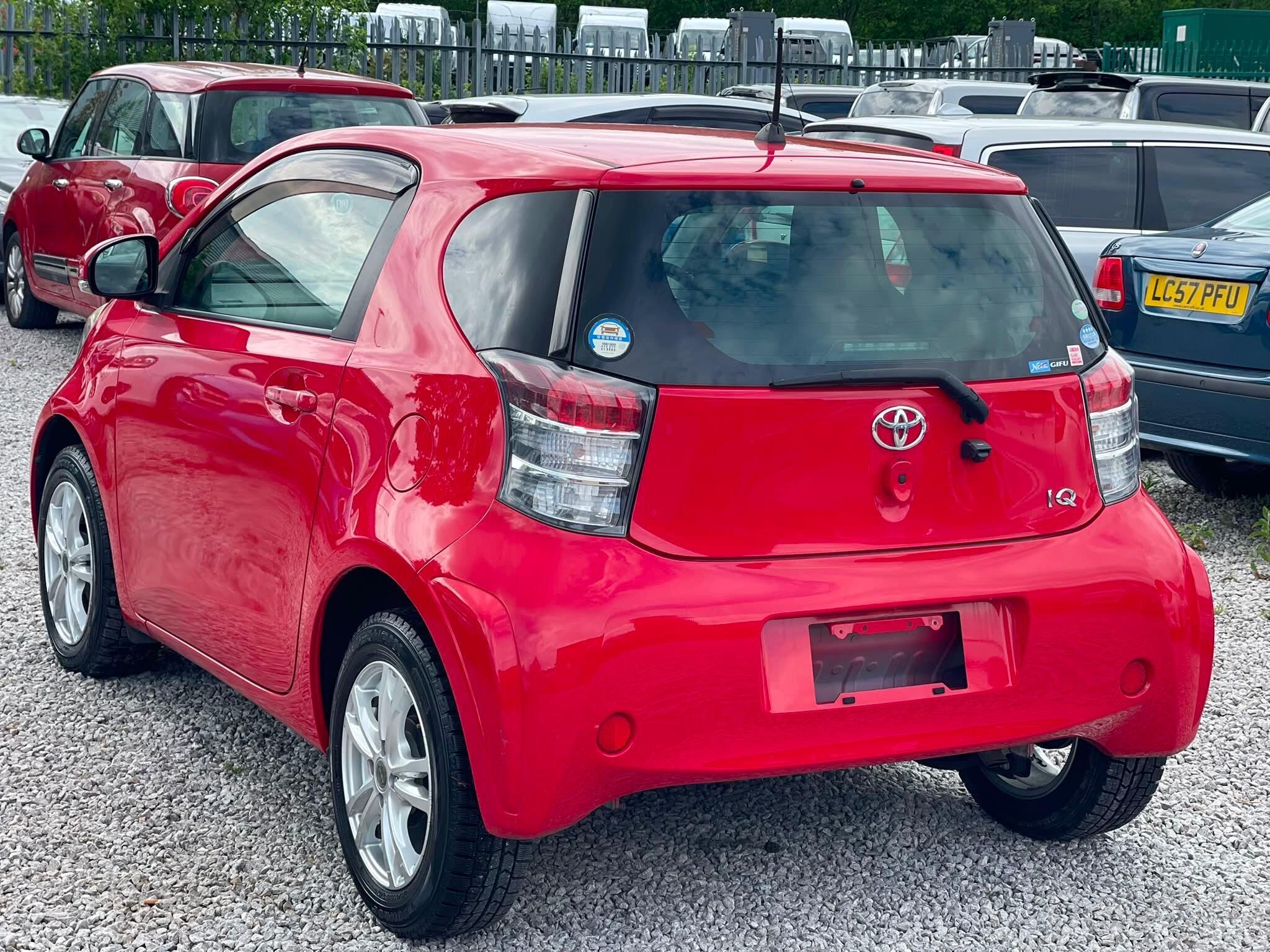 Toyota iQ - Image 2