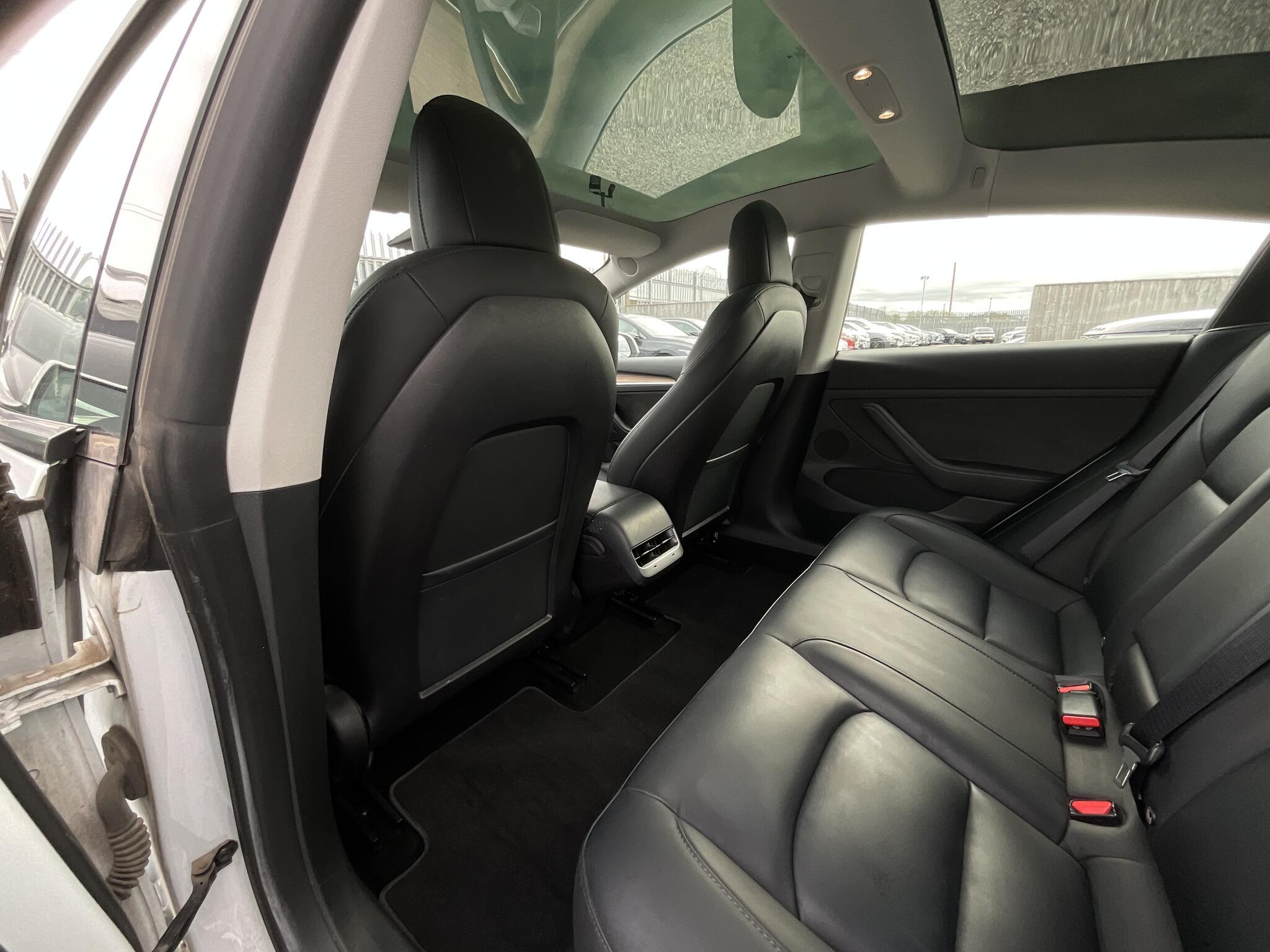 Tesla Model 3 - Image 13