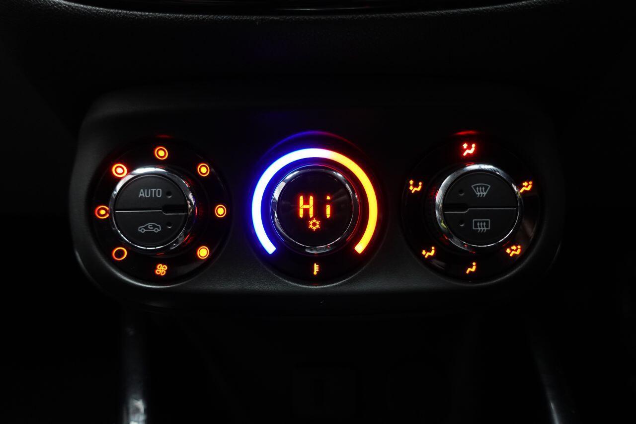 Vauxhall Corsa - Image 18