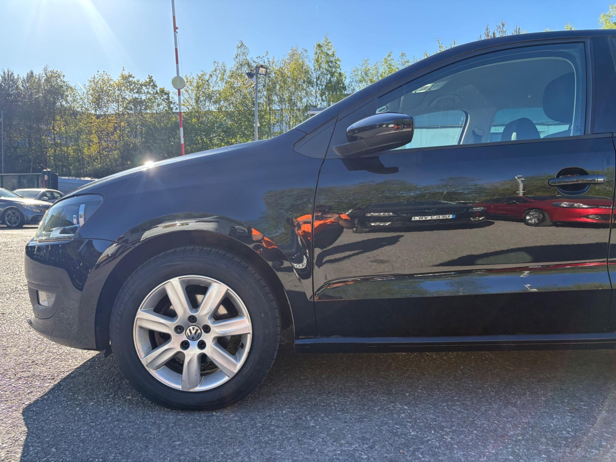 Volkswagen Polo - Image 8