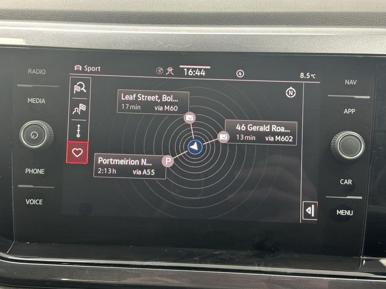 Volkswagen Polo - Image 23