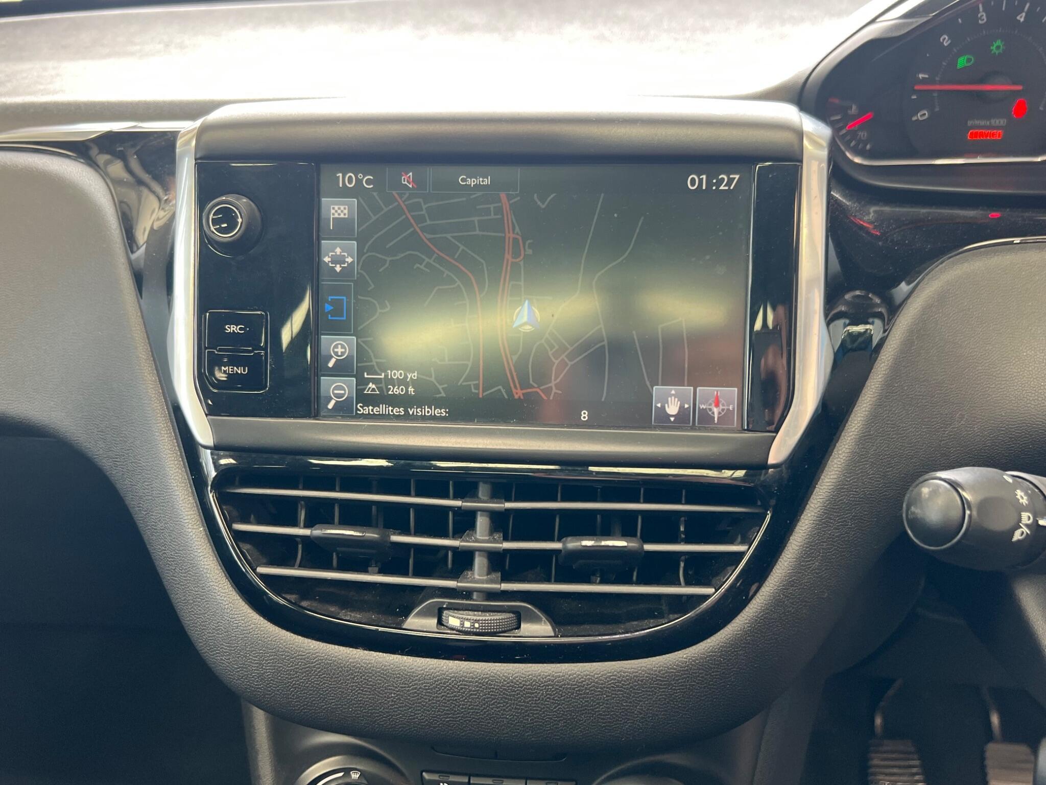 Peugeot 208 - Image 20