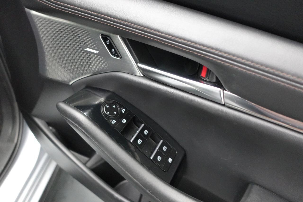Mazda MAZDA3 - Image 18