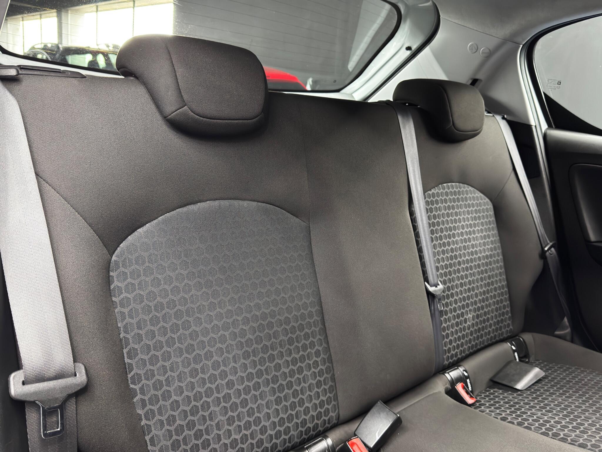 Vauxhall Corsa - Image 14