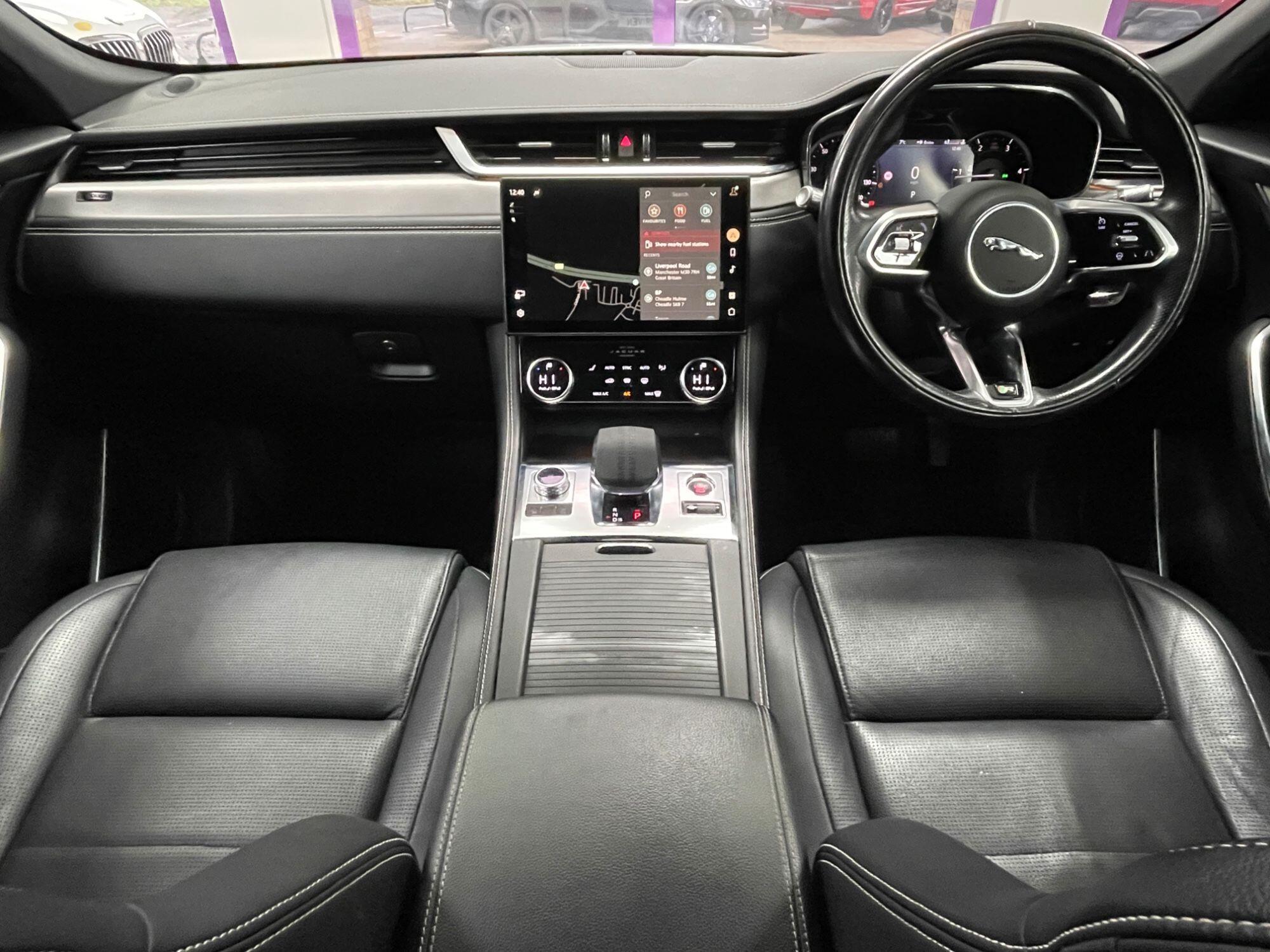 Jaguar F-Pace - Image 4