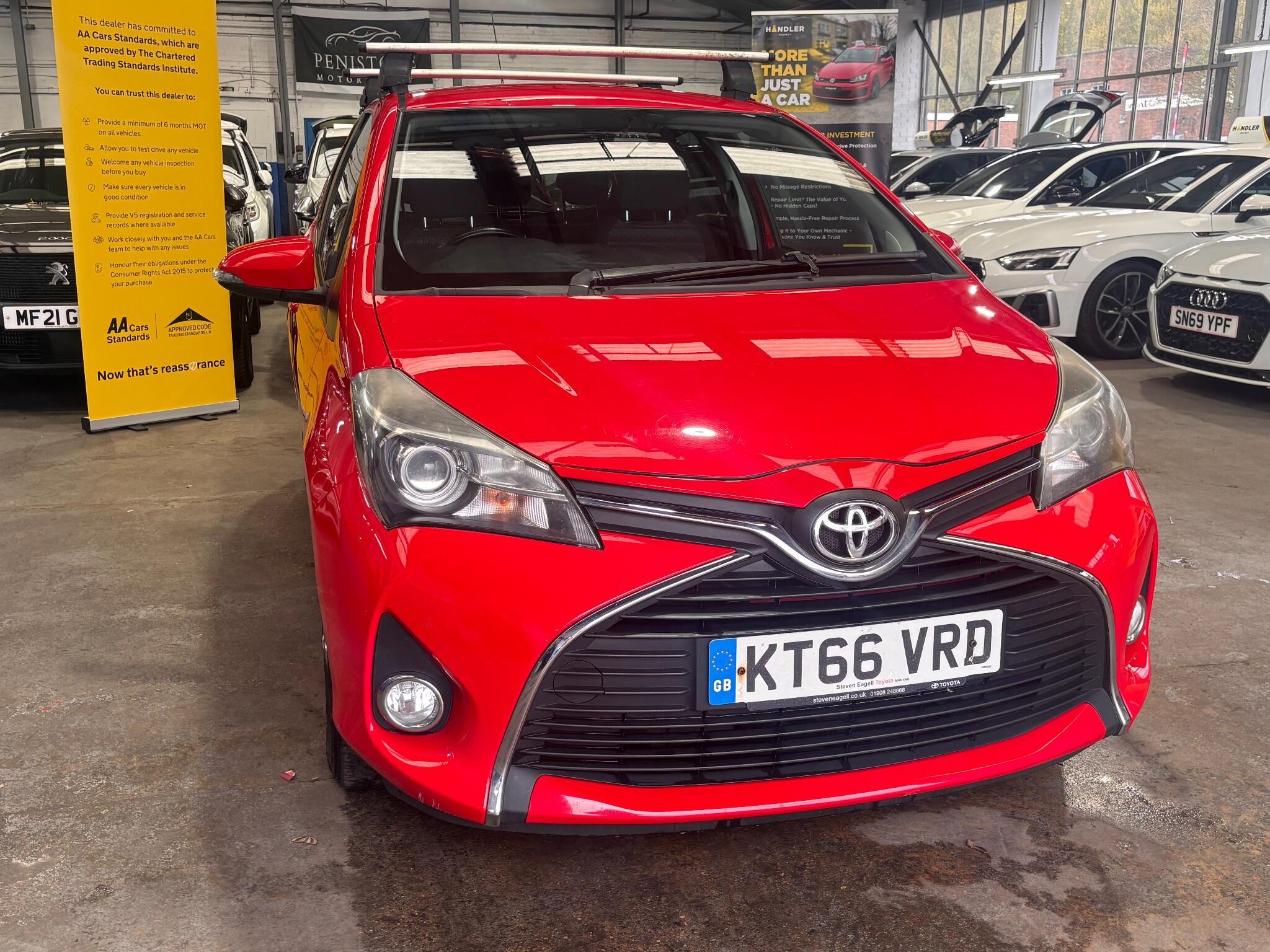 Toyota Yaris - Image 24