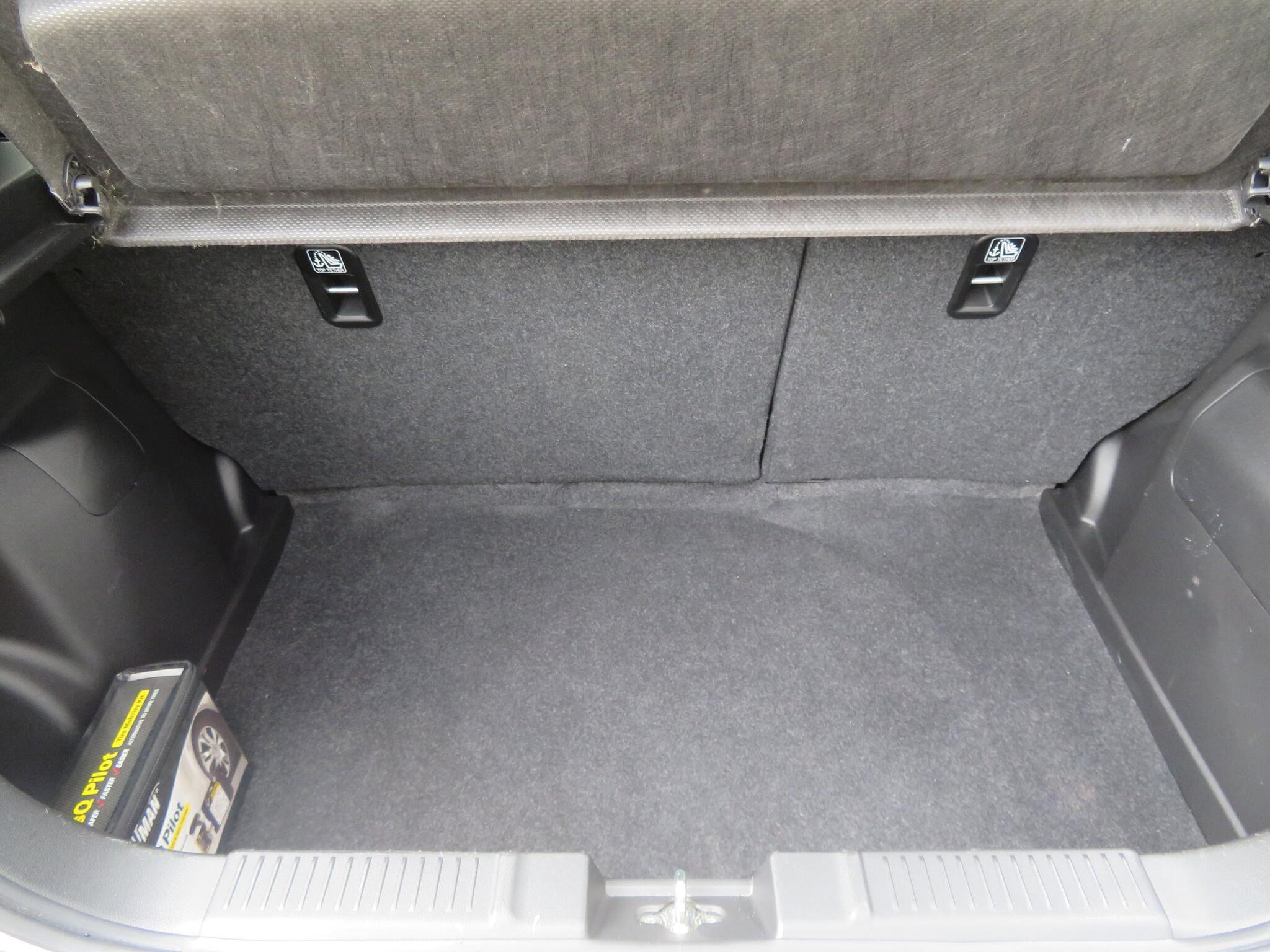 Suzuki Swift - Image 10
