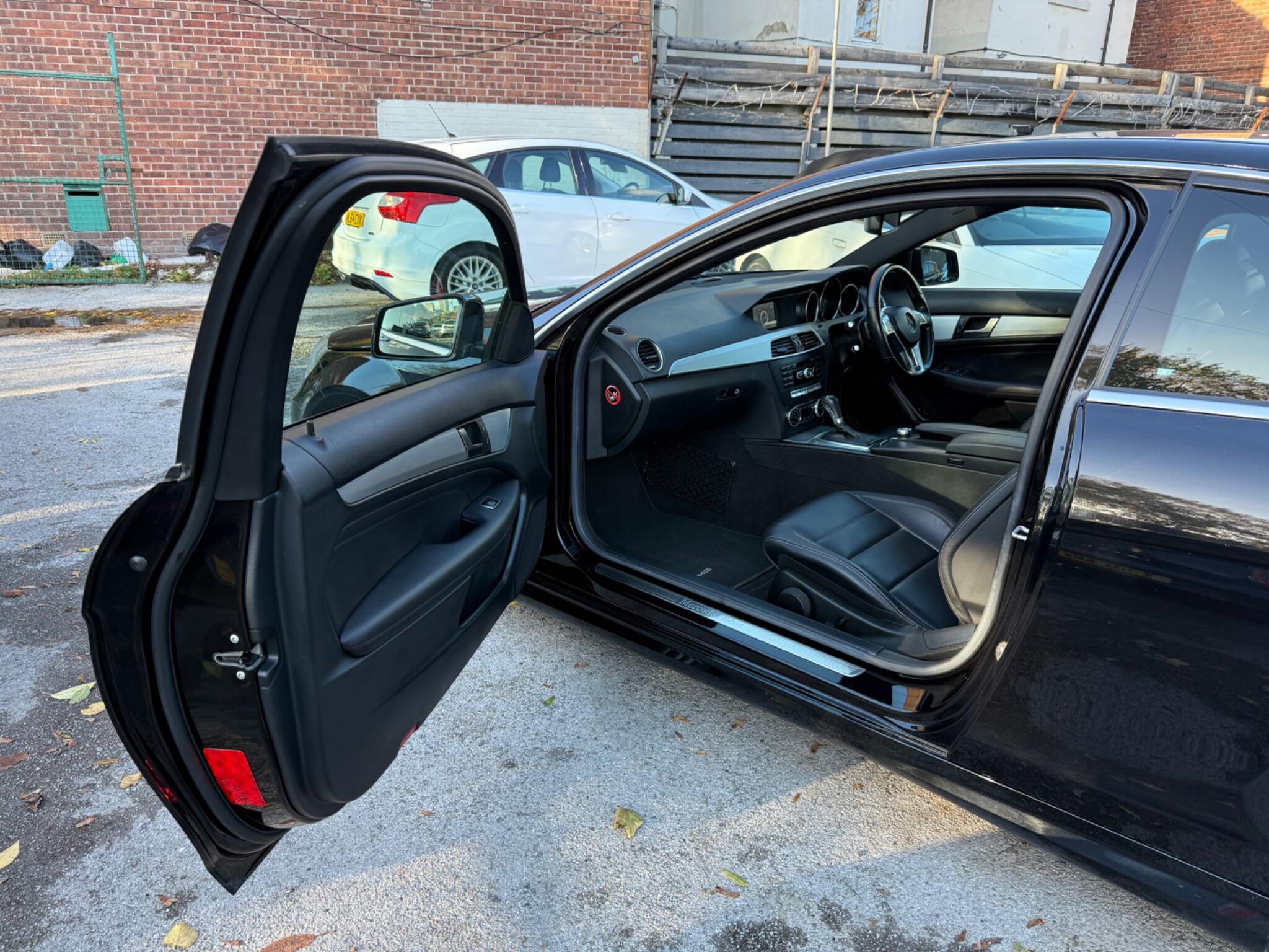 Mercedes C Class - Image 20
