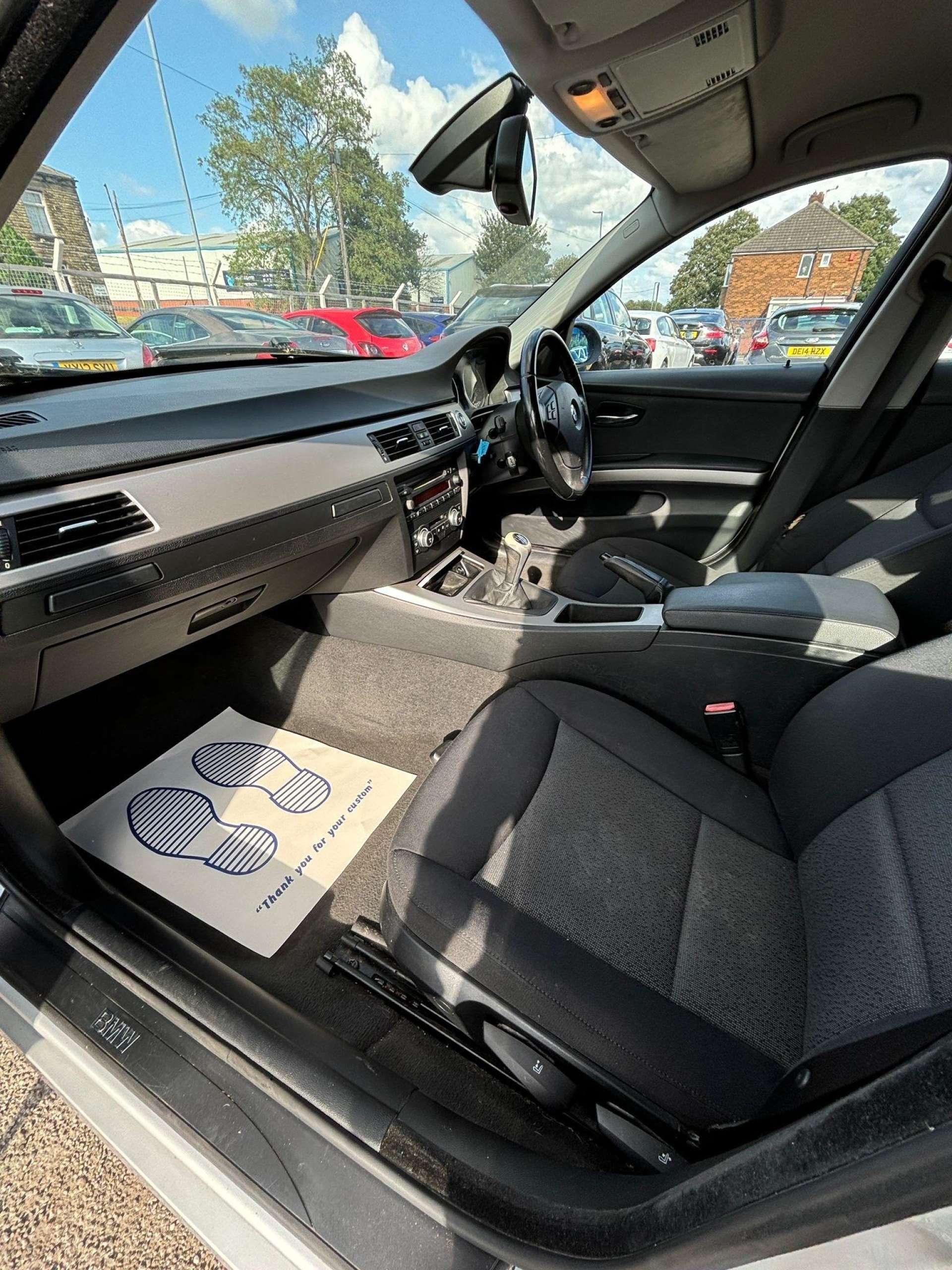 BMW 3 Series - Image 34