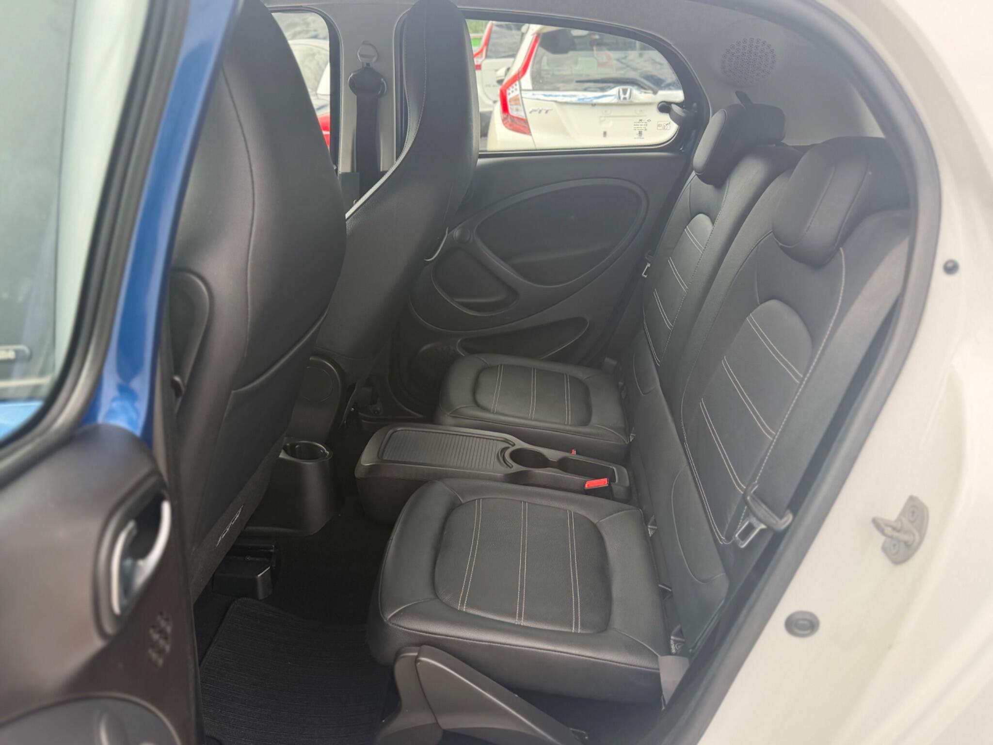 Smart Forfour - Image 25