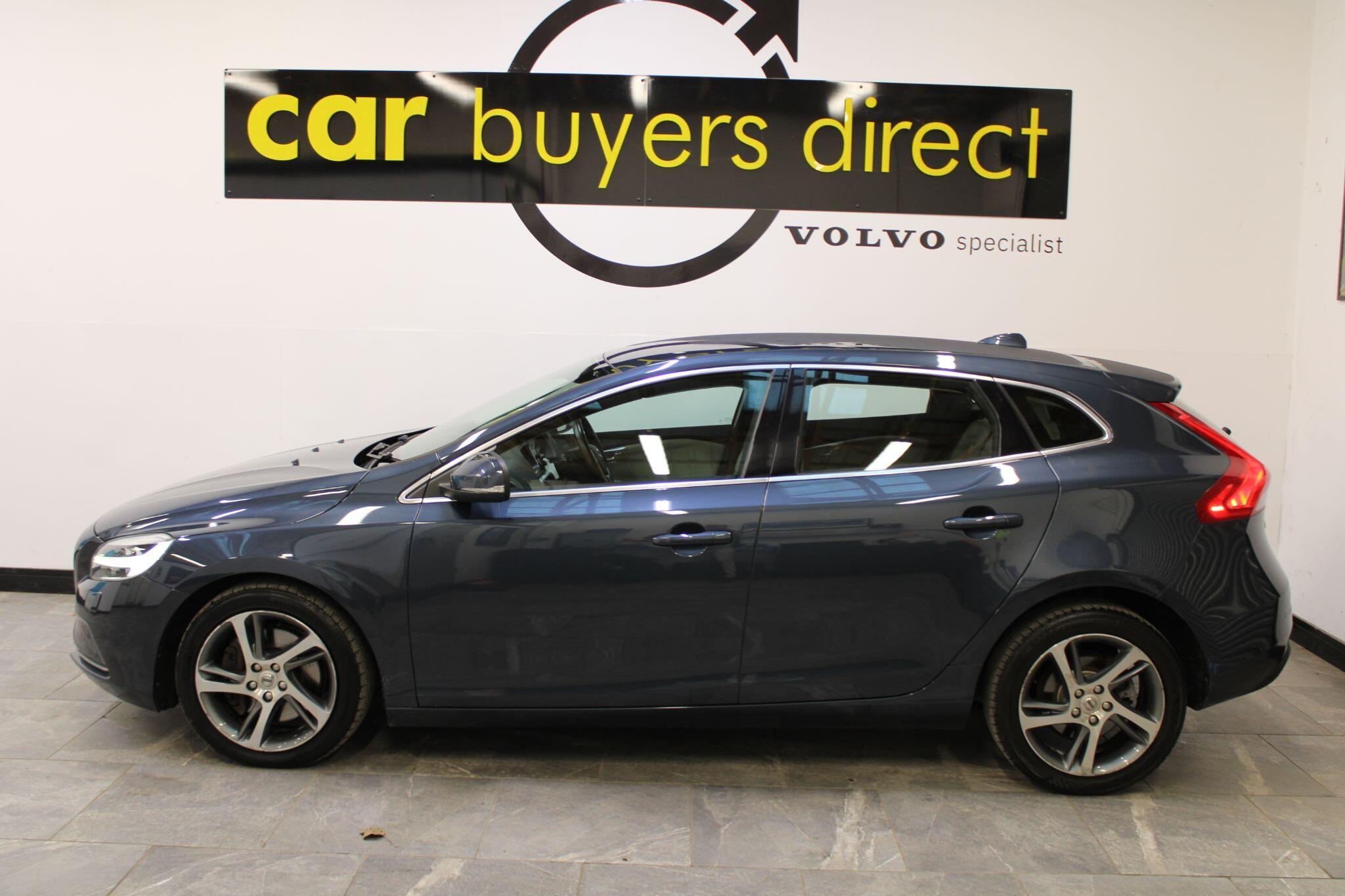 Volvo V40 - Image 20