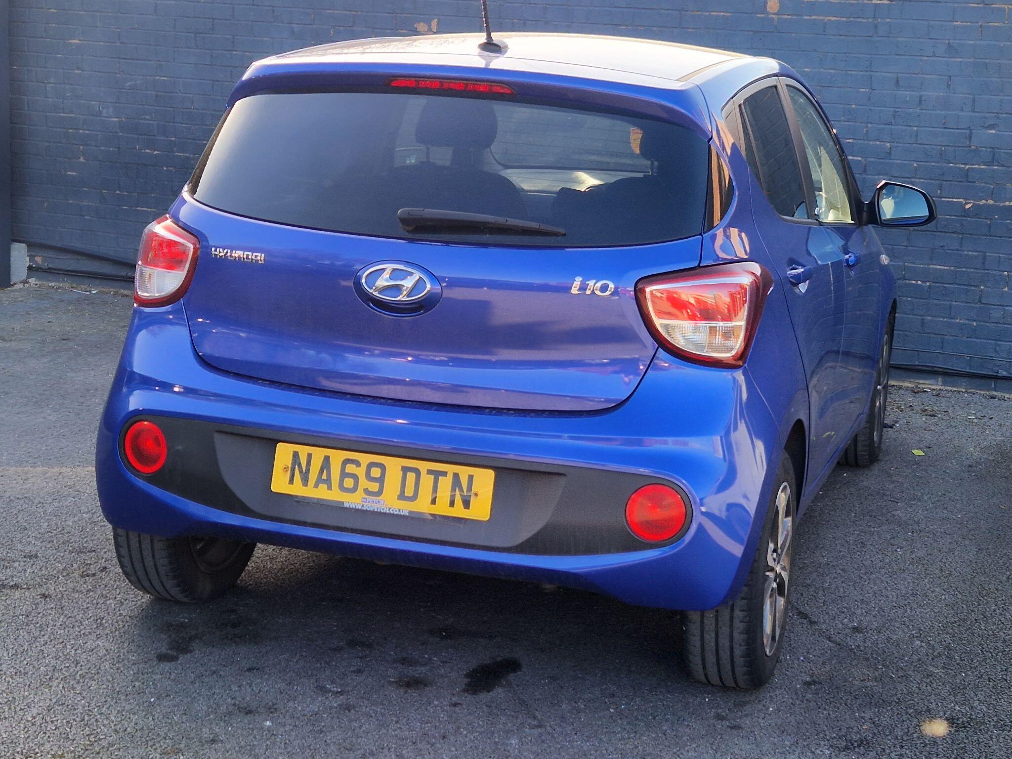 Hyundai i10 - Image 10