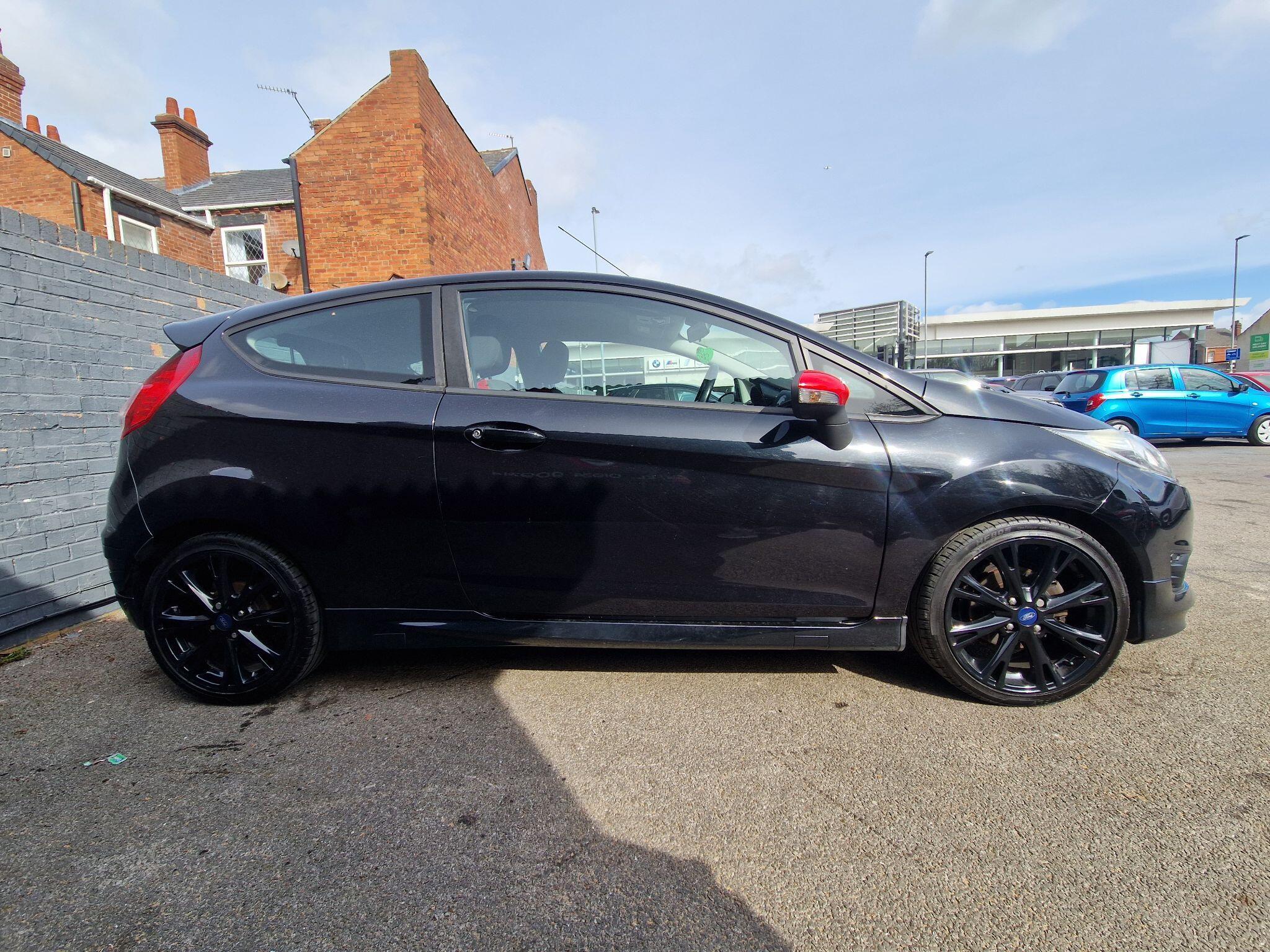 Ford Fiesta - Image 7
