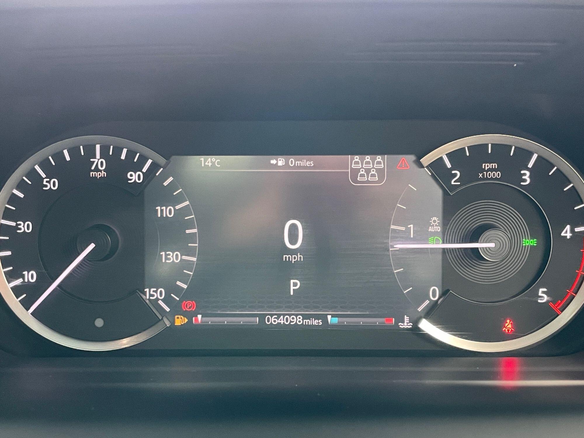 Land Rover DISCOVERY SPORT - Image 40