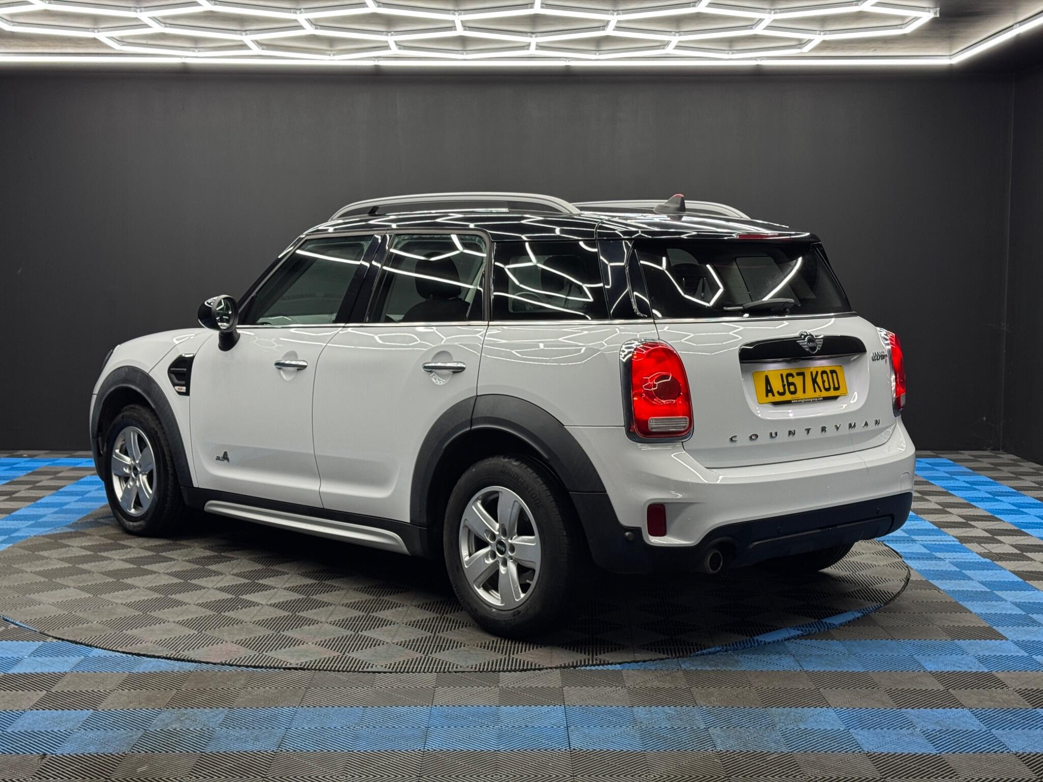 MINI Countryman - Image 7