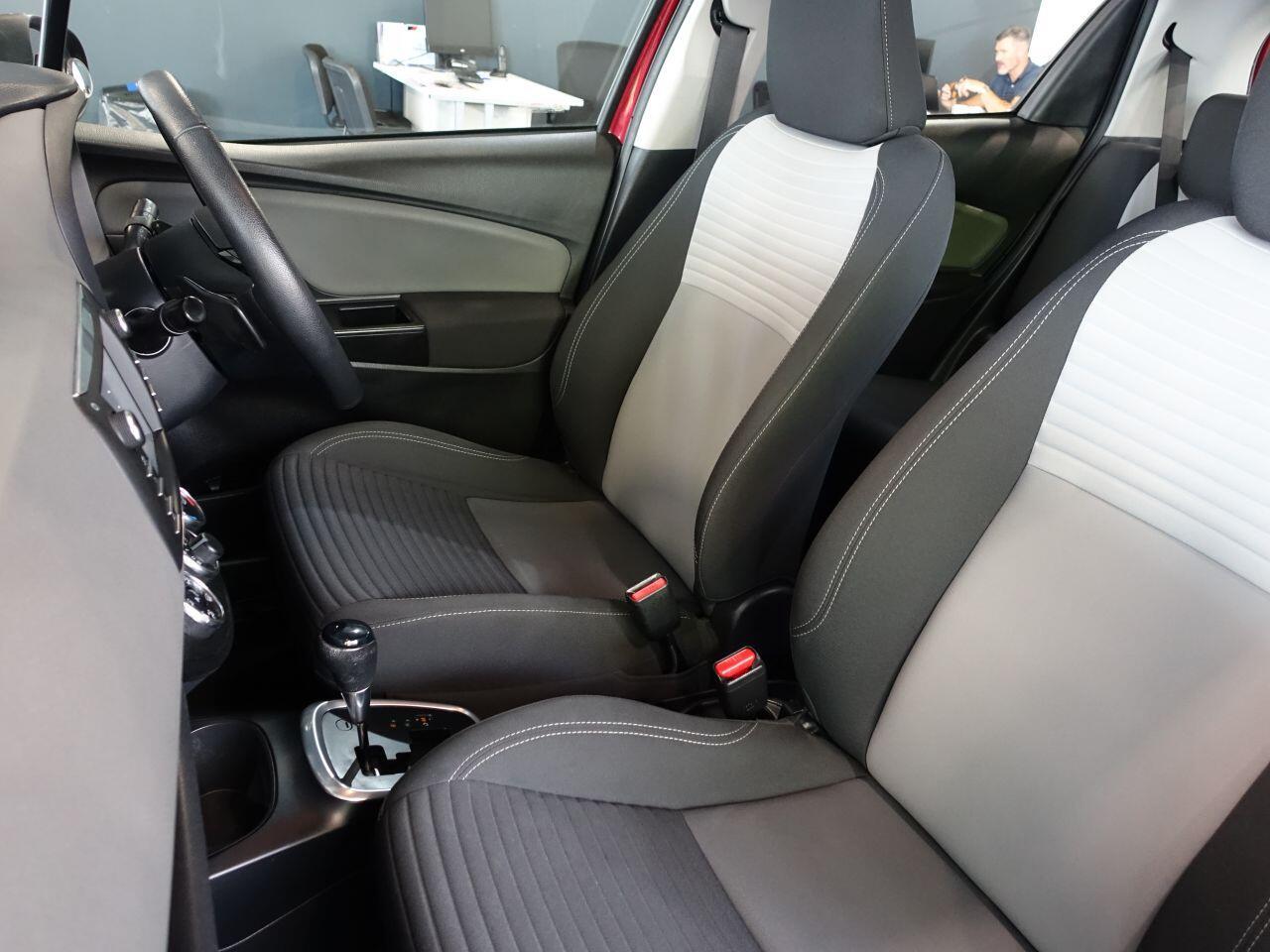 Toyota Yaris - Image 3