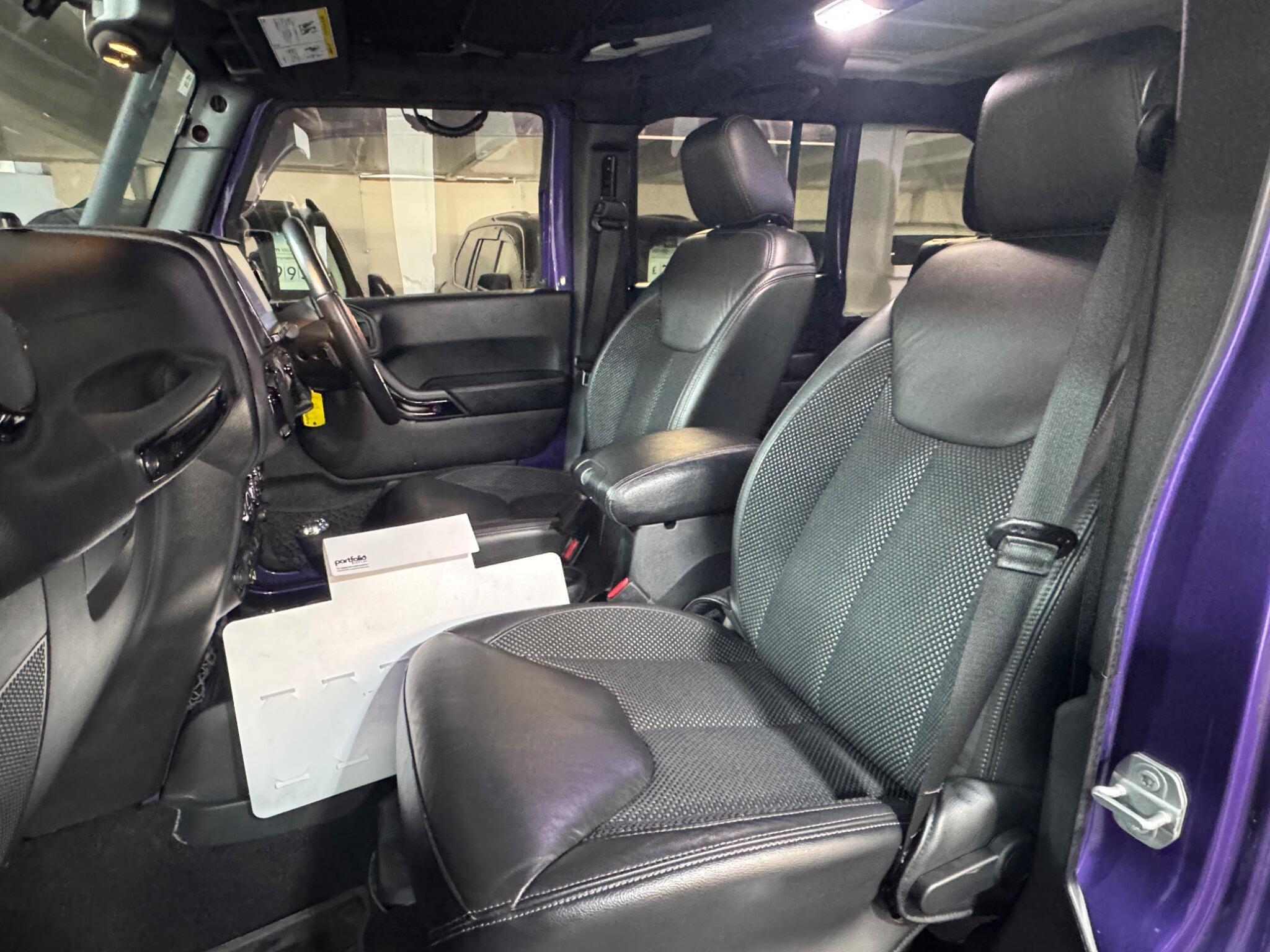 Jeep Wrangler - Image 9