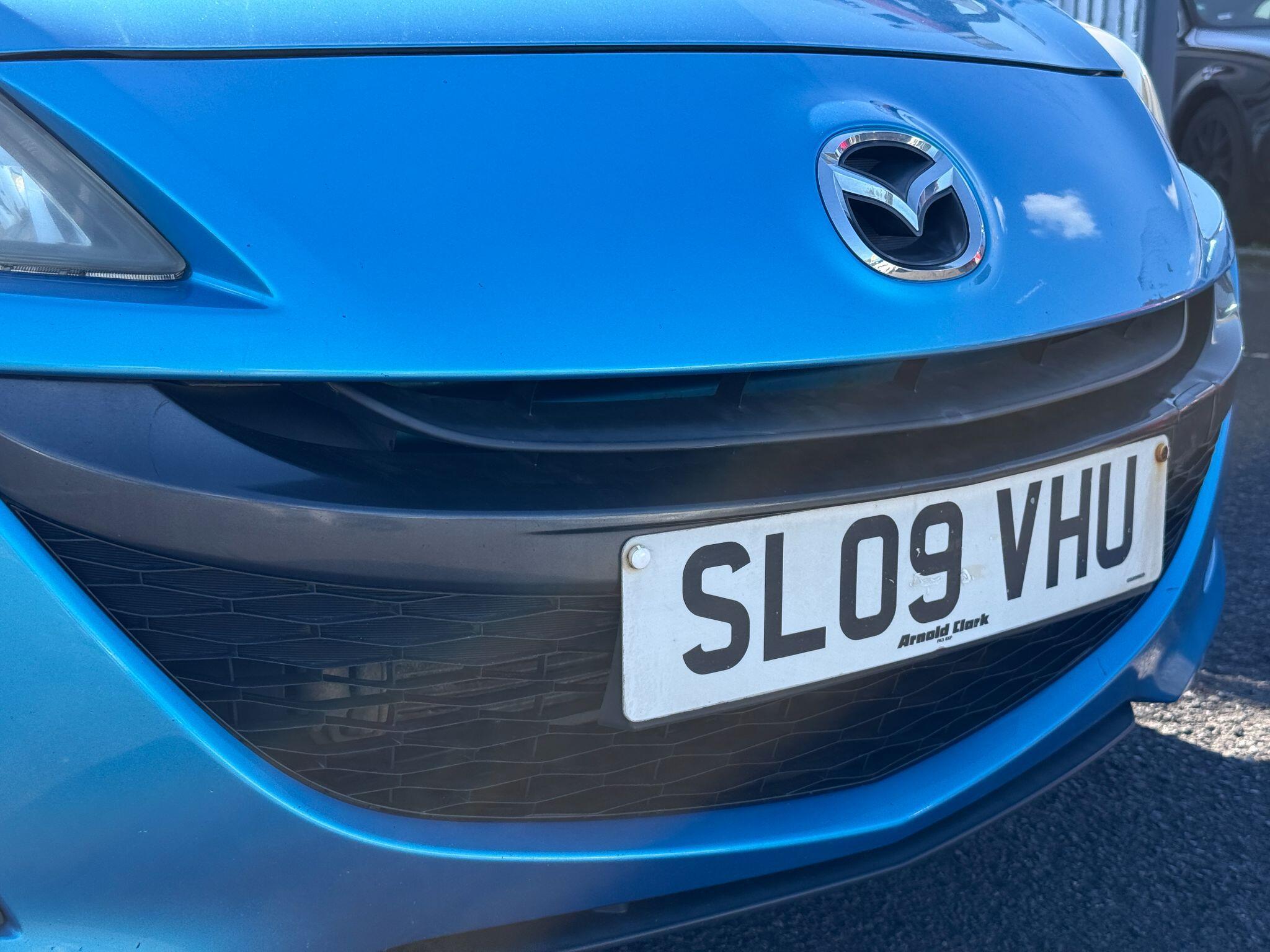Mazda MAZDA3 - Image 10