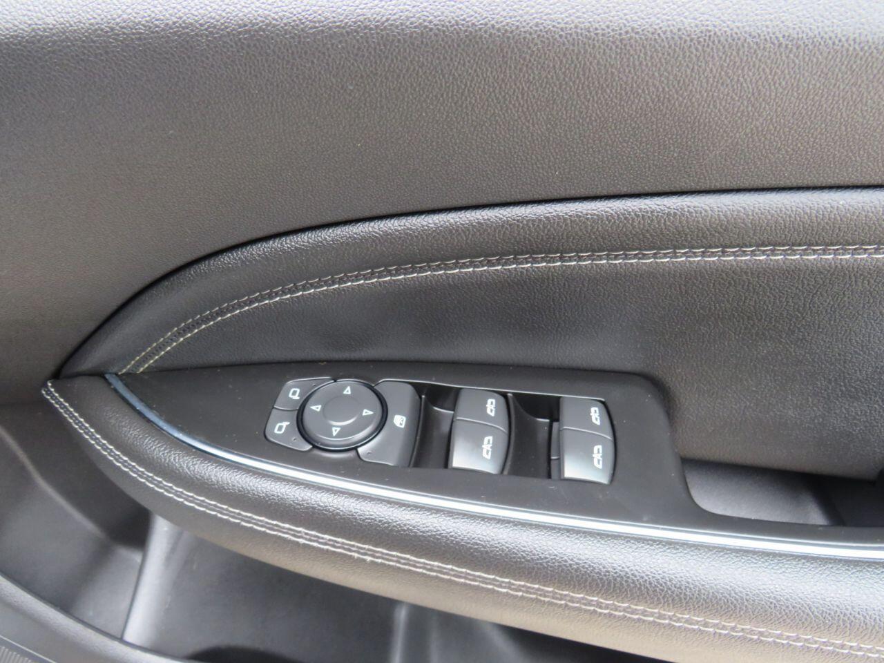 Vauxhall Insignia - Image 20