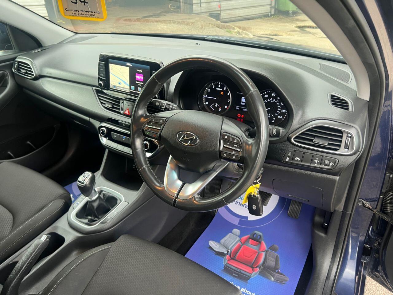 Hyundai i30 - Image 15
