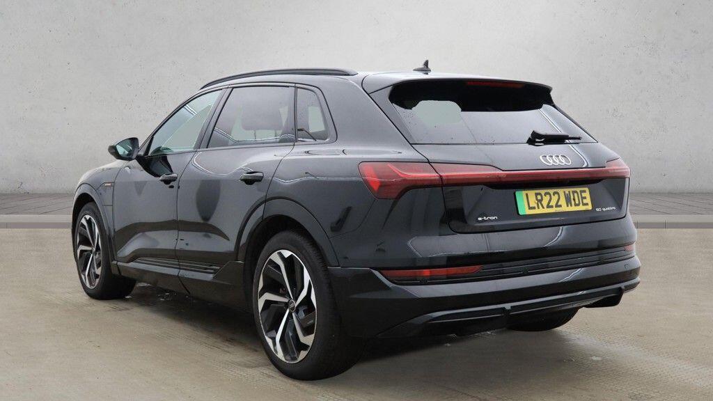 Audi E-Tron - Image 3