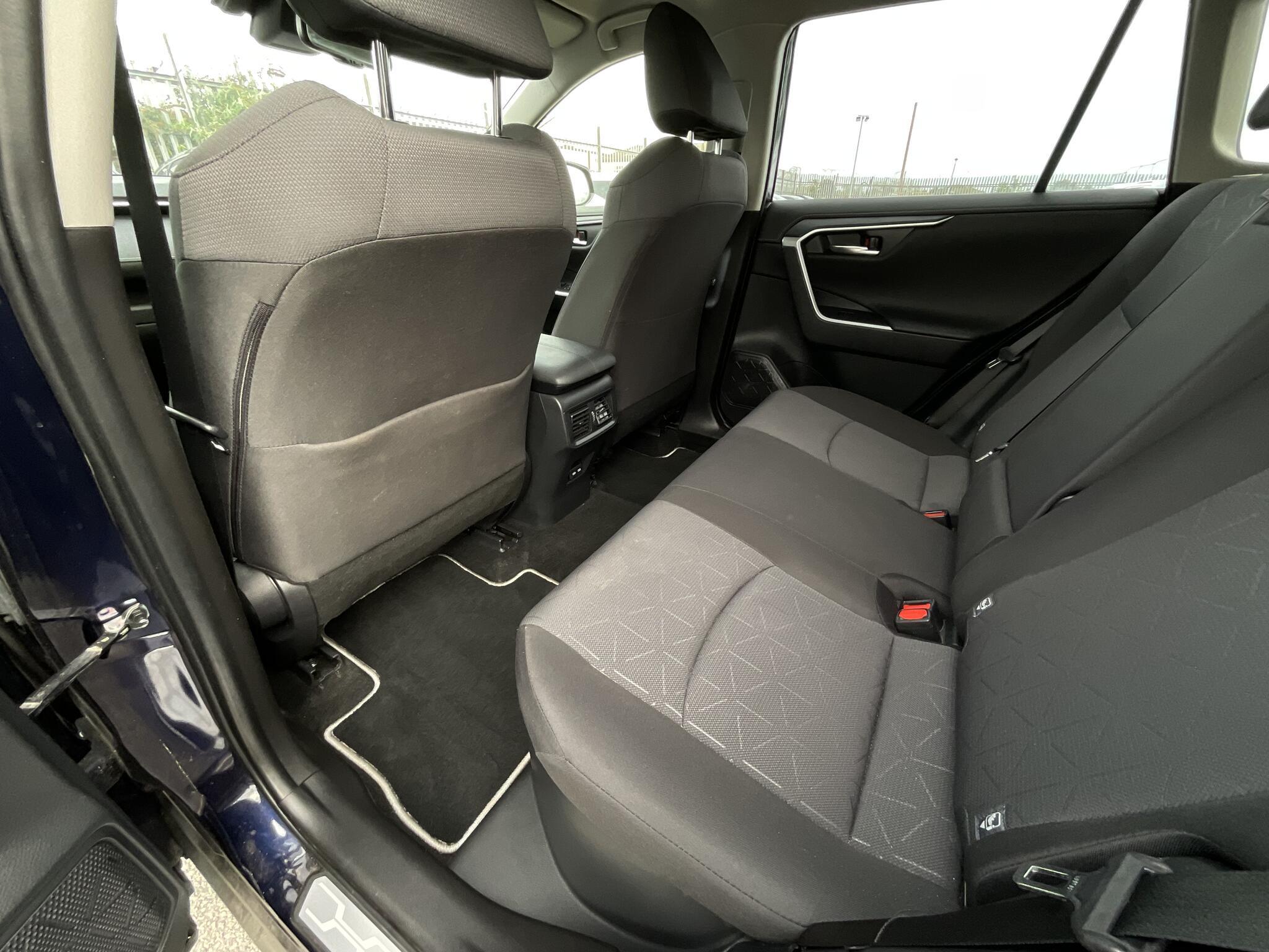 Toyota RAV4 - Image 13
