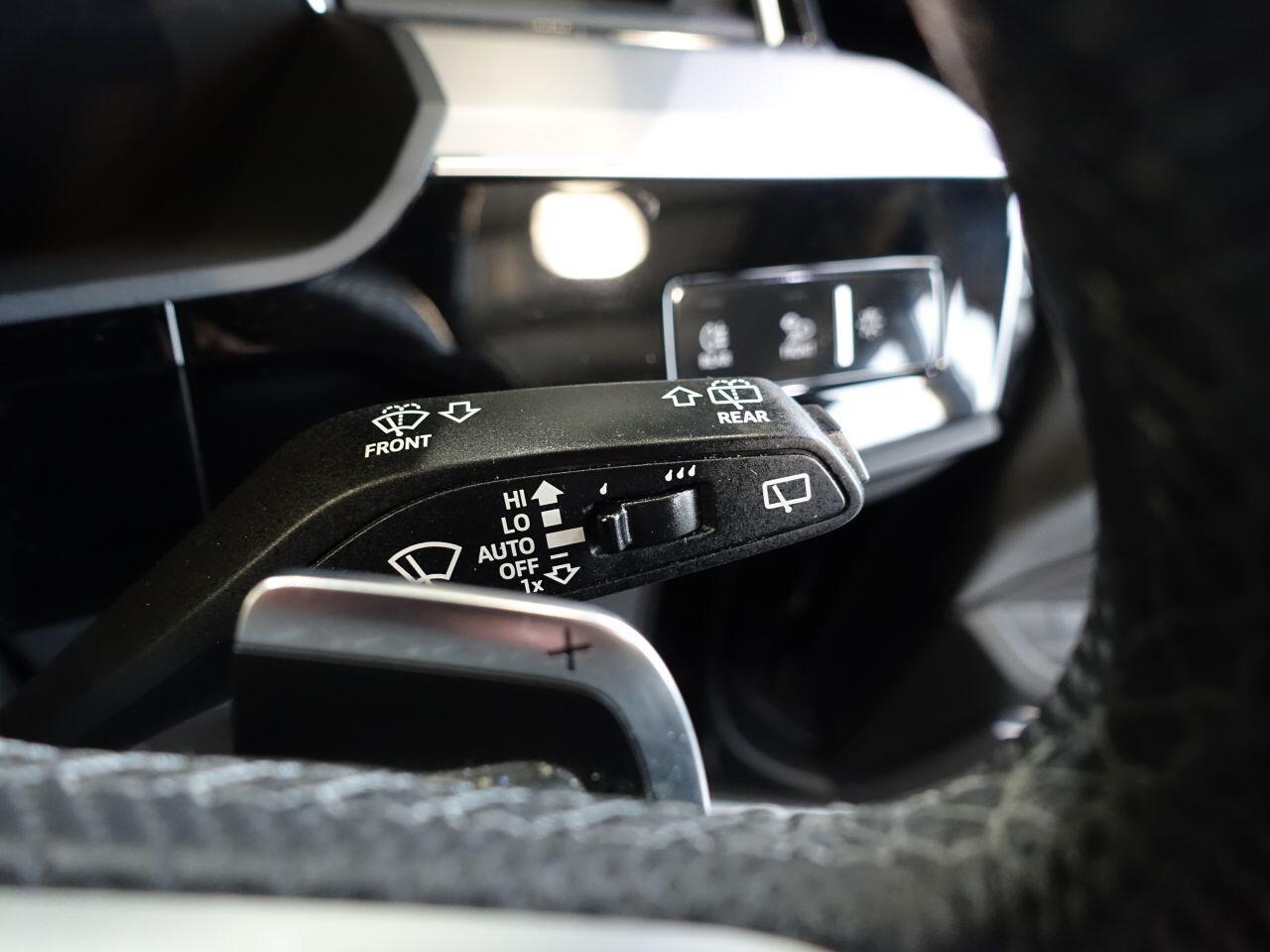 Audi E-Tron - Image 22