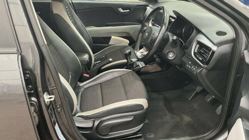 Kia Stonic - Image 3