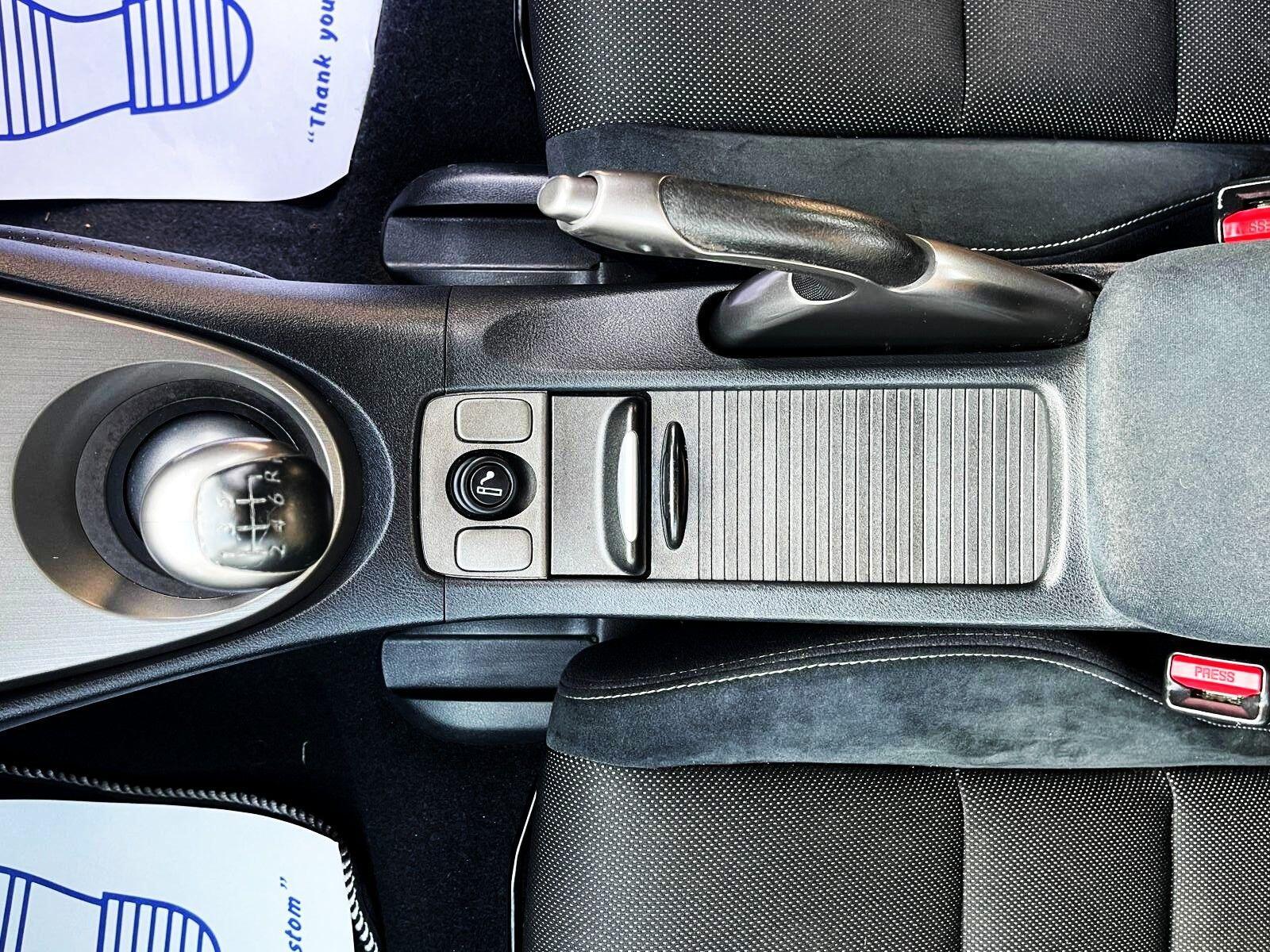 Honda Civic - Image 41