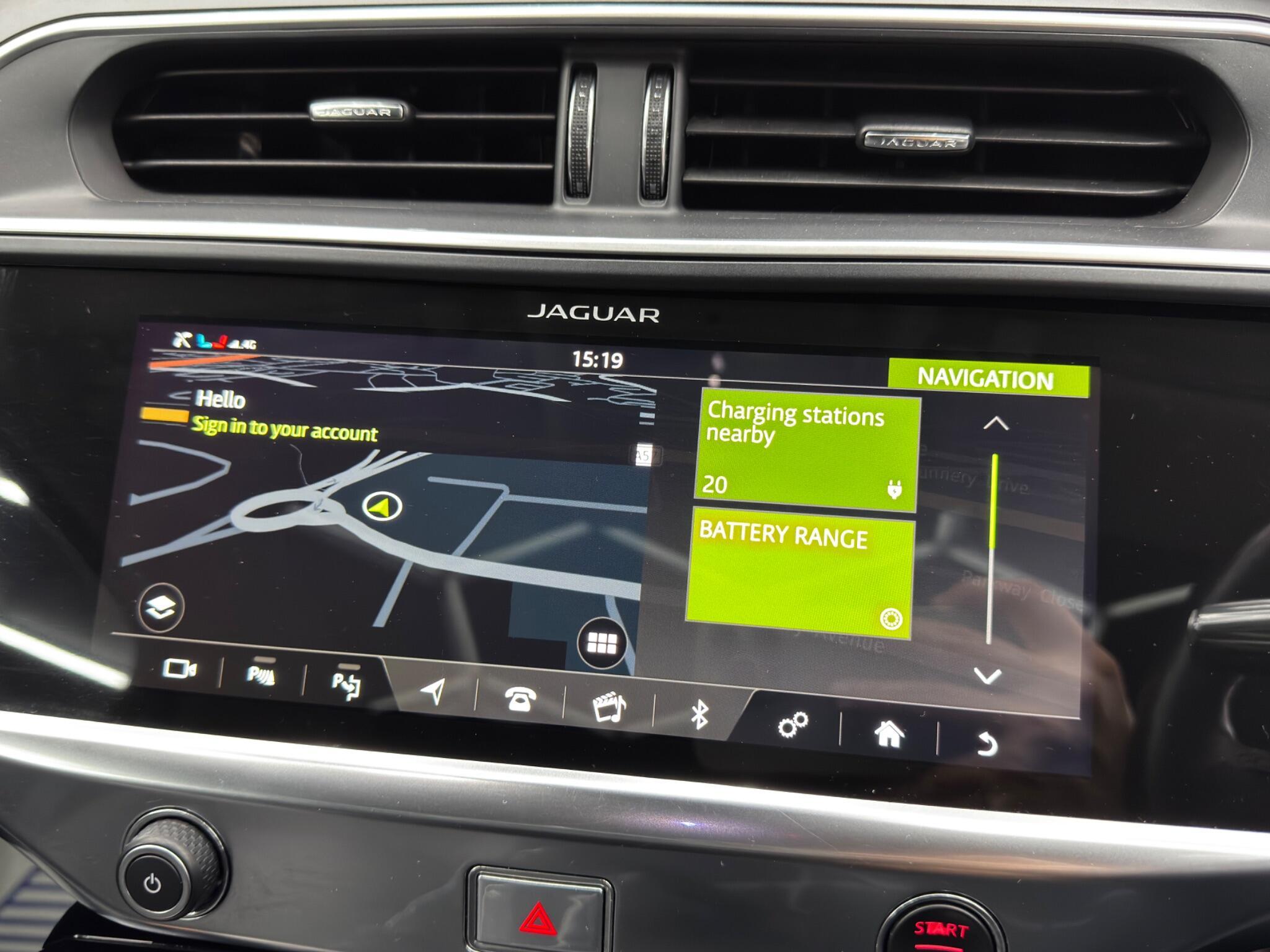 Jaguar I-Pace - Image 26