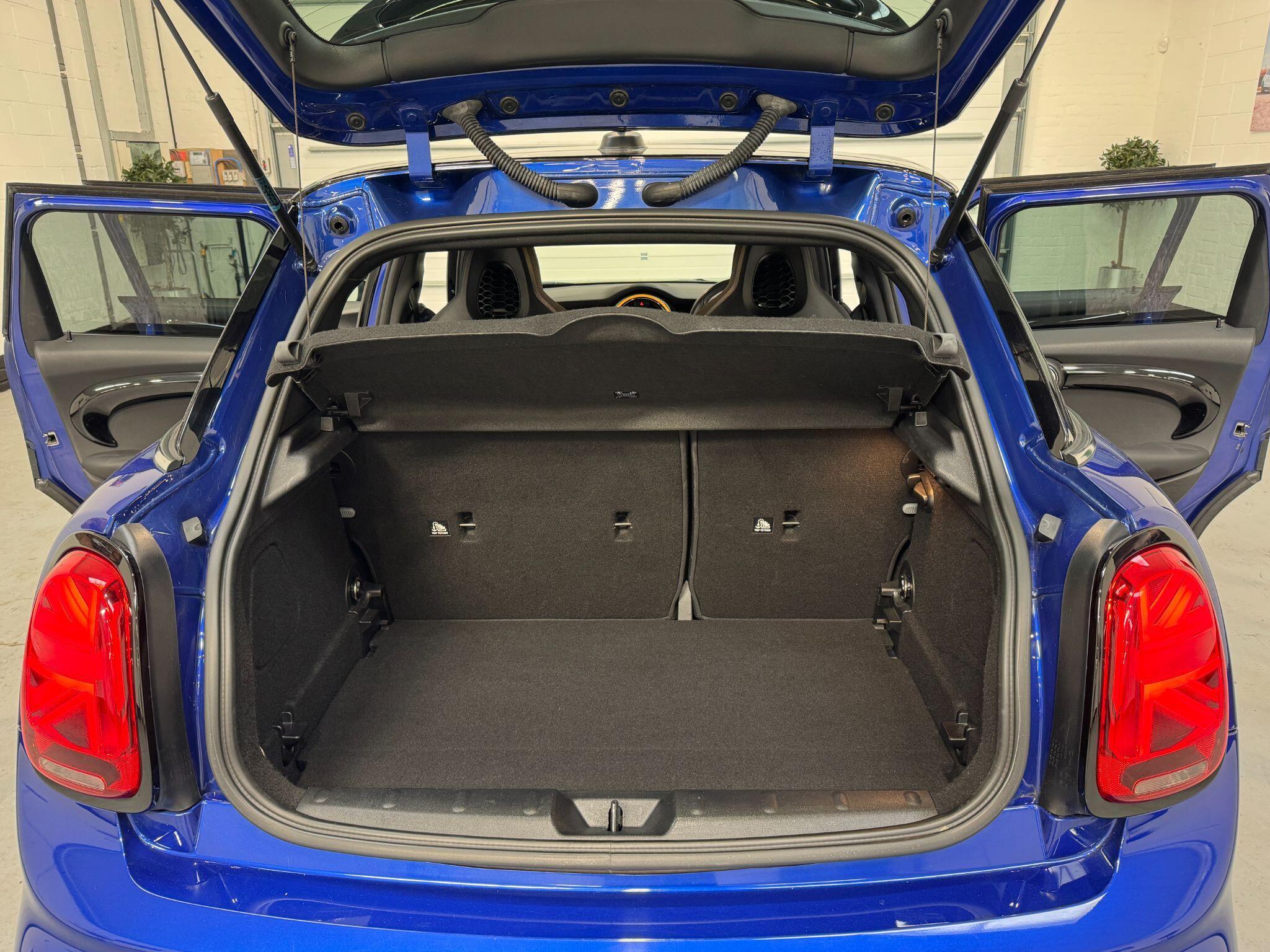 MINI Hatch - Image 74