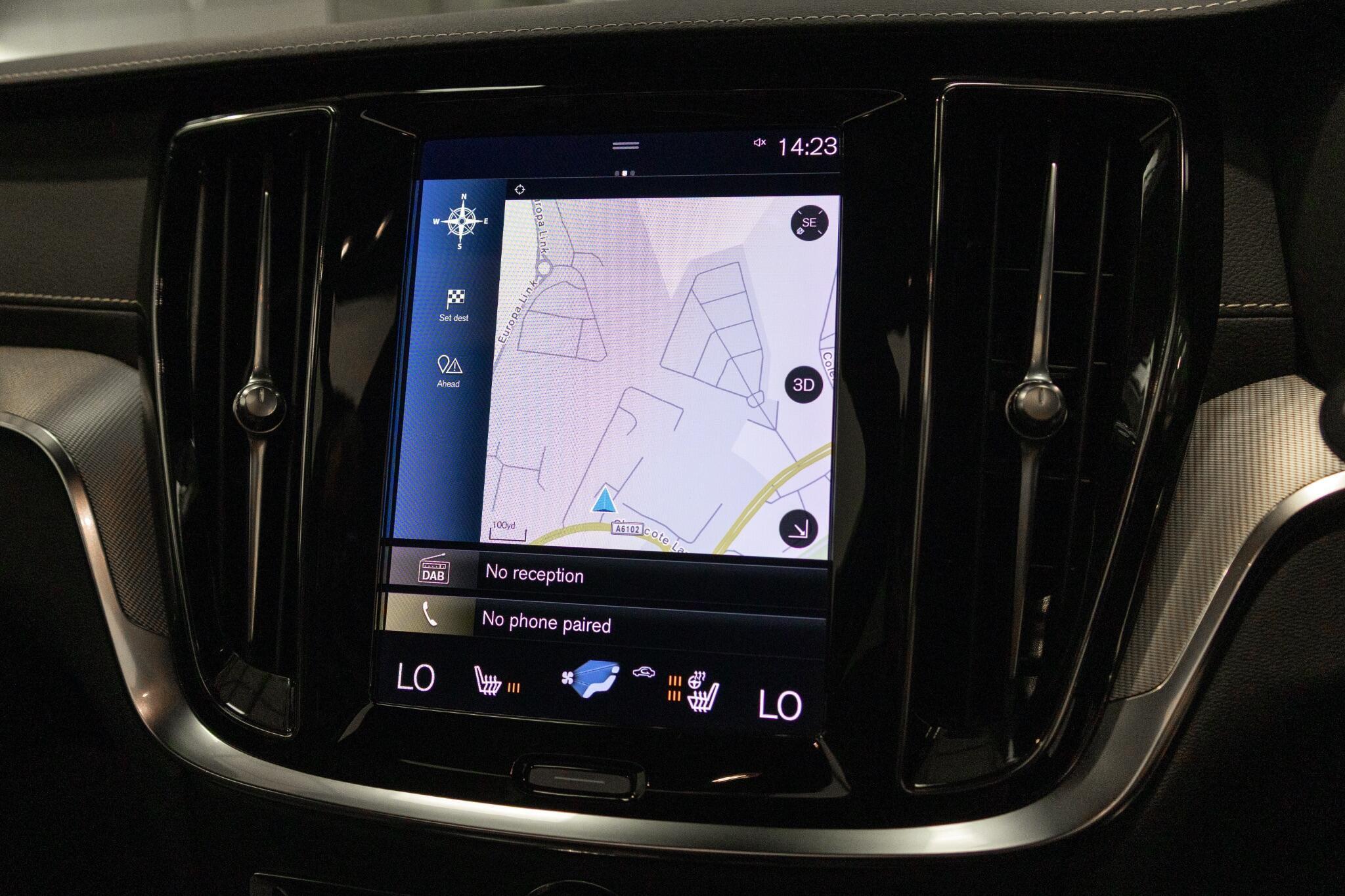 Volvo V60 - Image 16