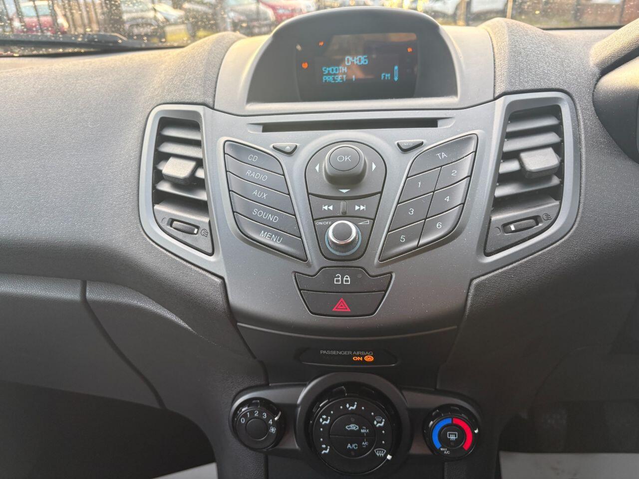 Ford Fiesta - Image 15