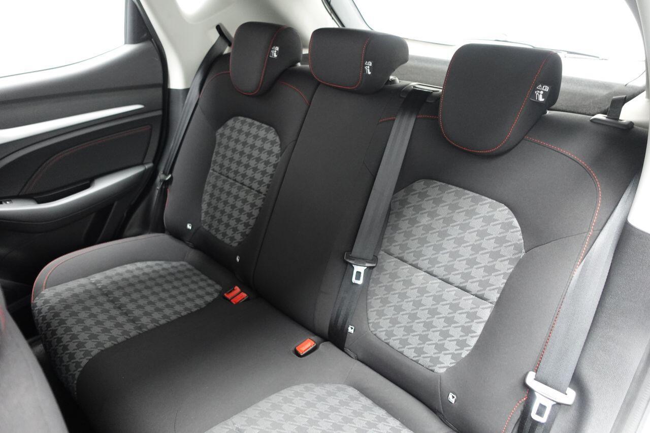 MG MG ZS - Image 20
