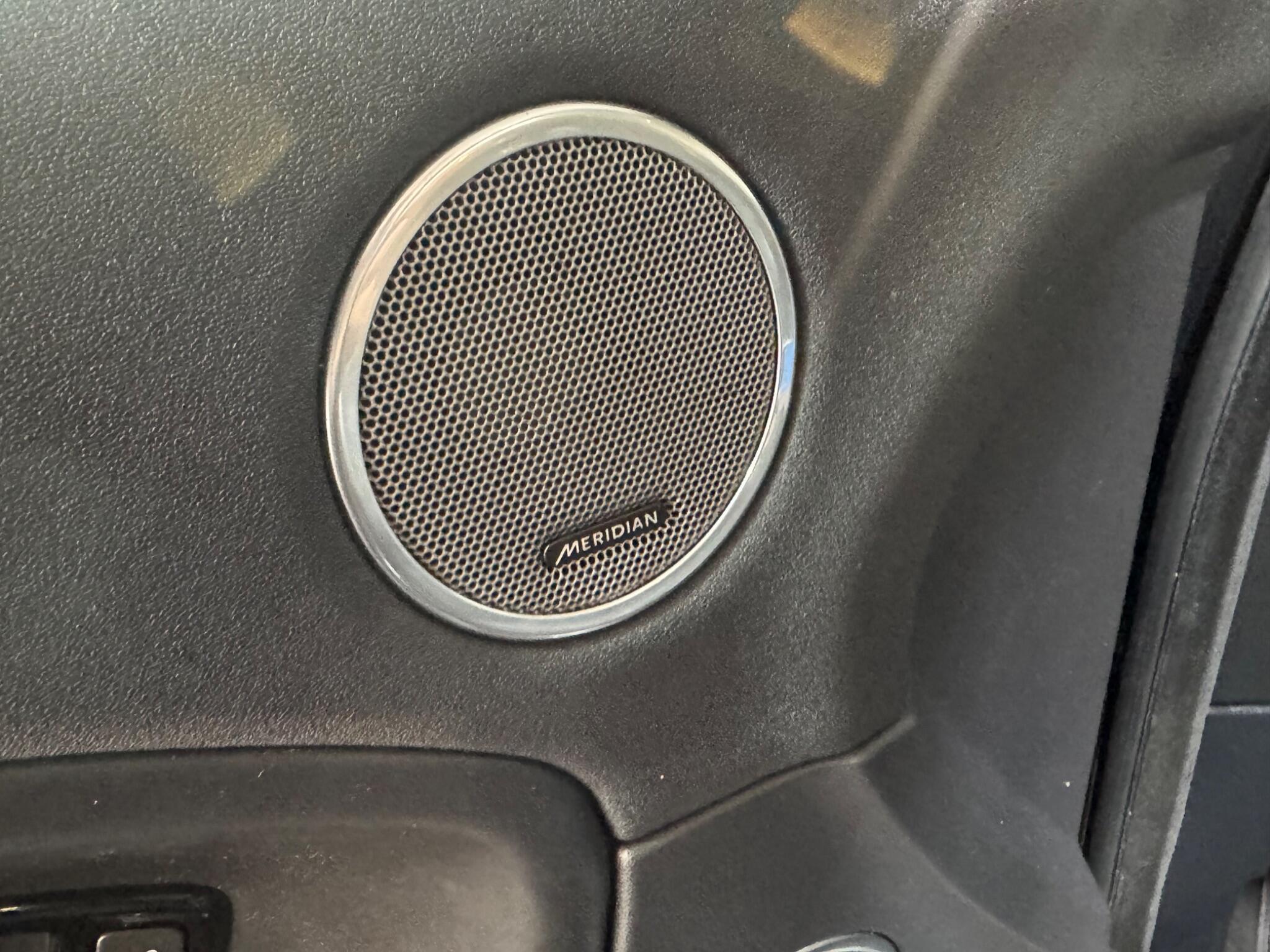 Land Rover Range Rover Evoque - Image 13