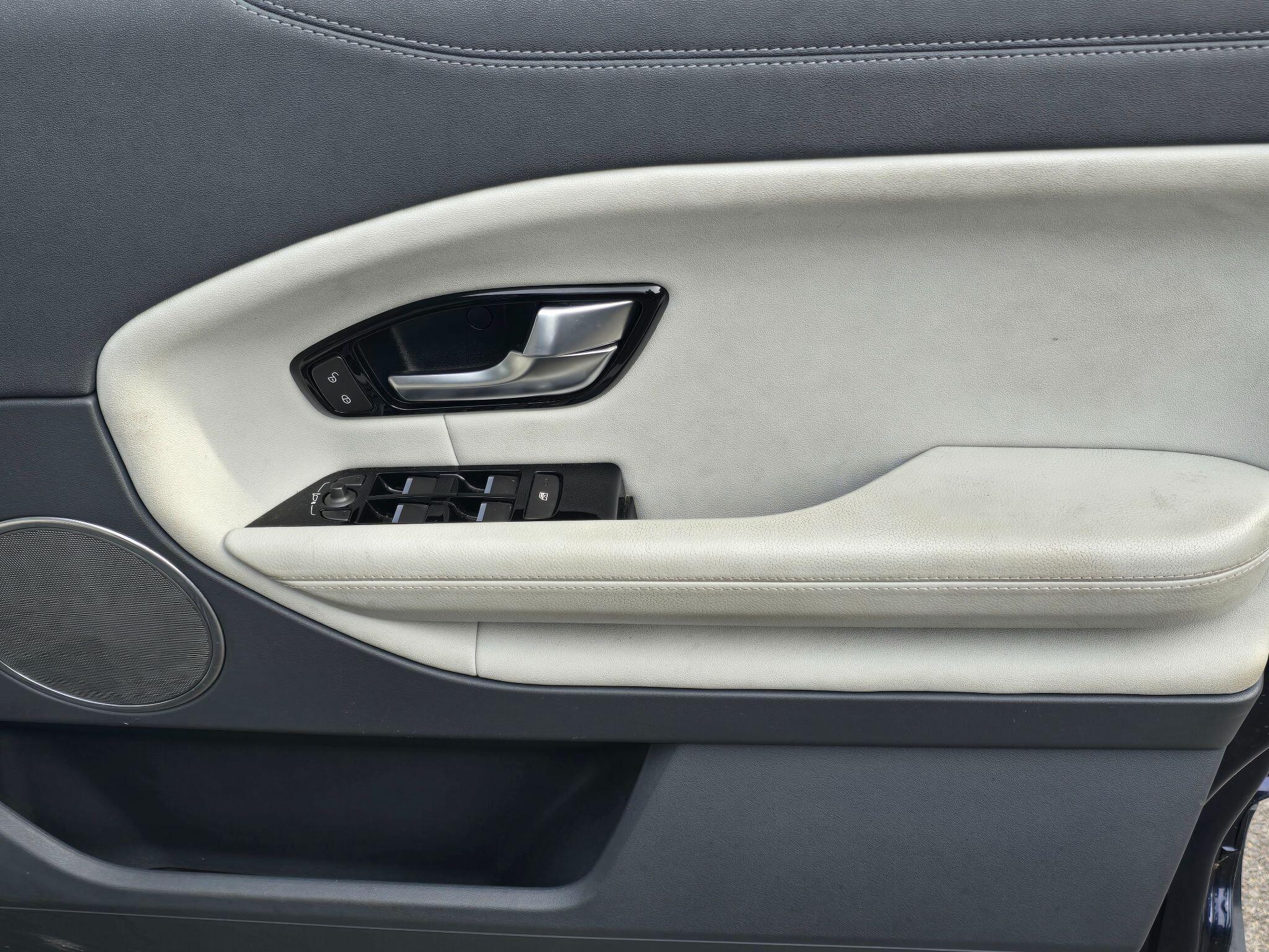 Land Rover Range Rover Evoque - Image 28