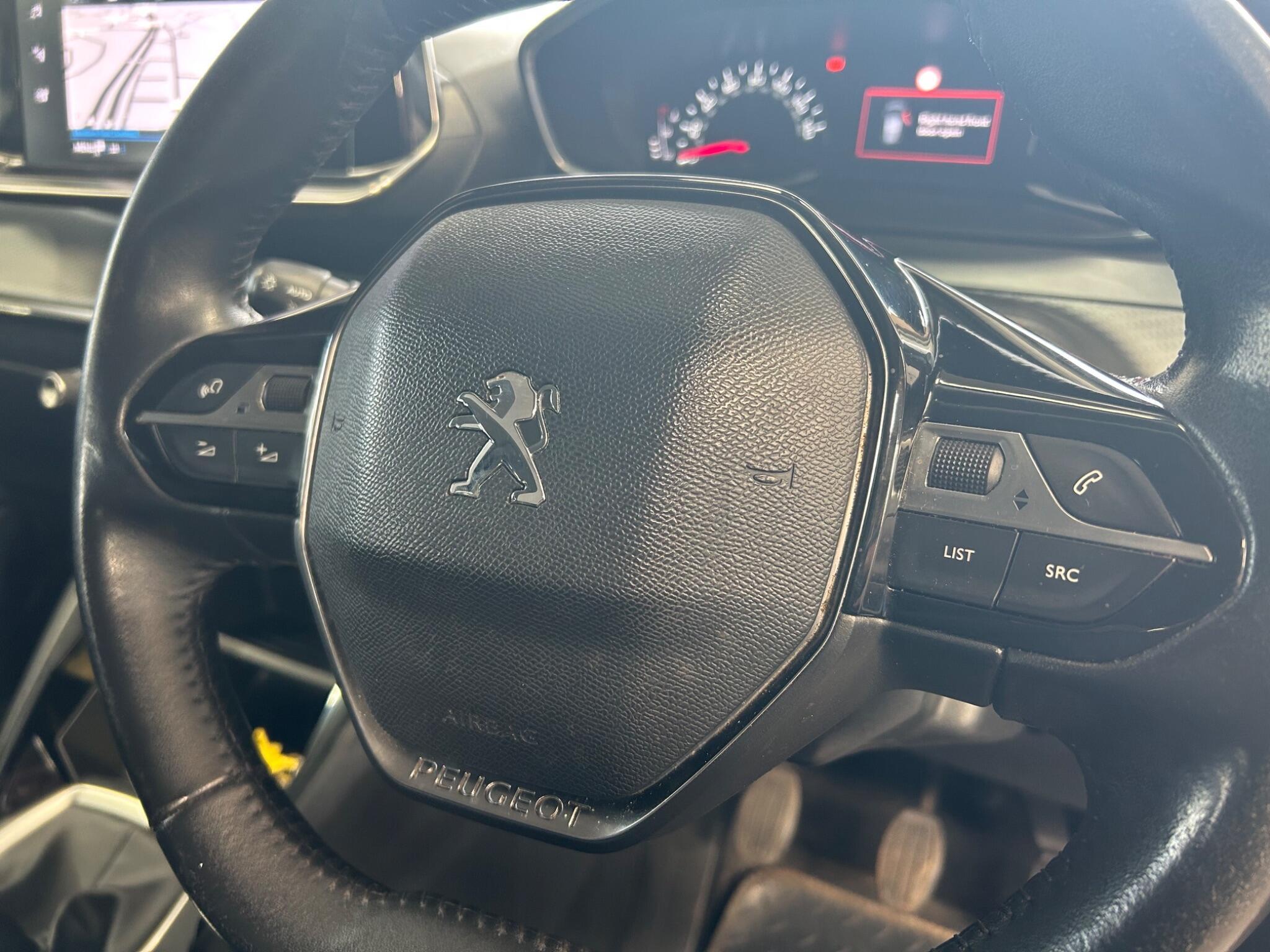 Peugeot 2008 - Image 28