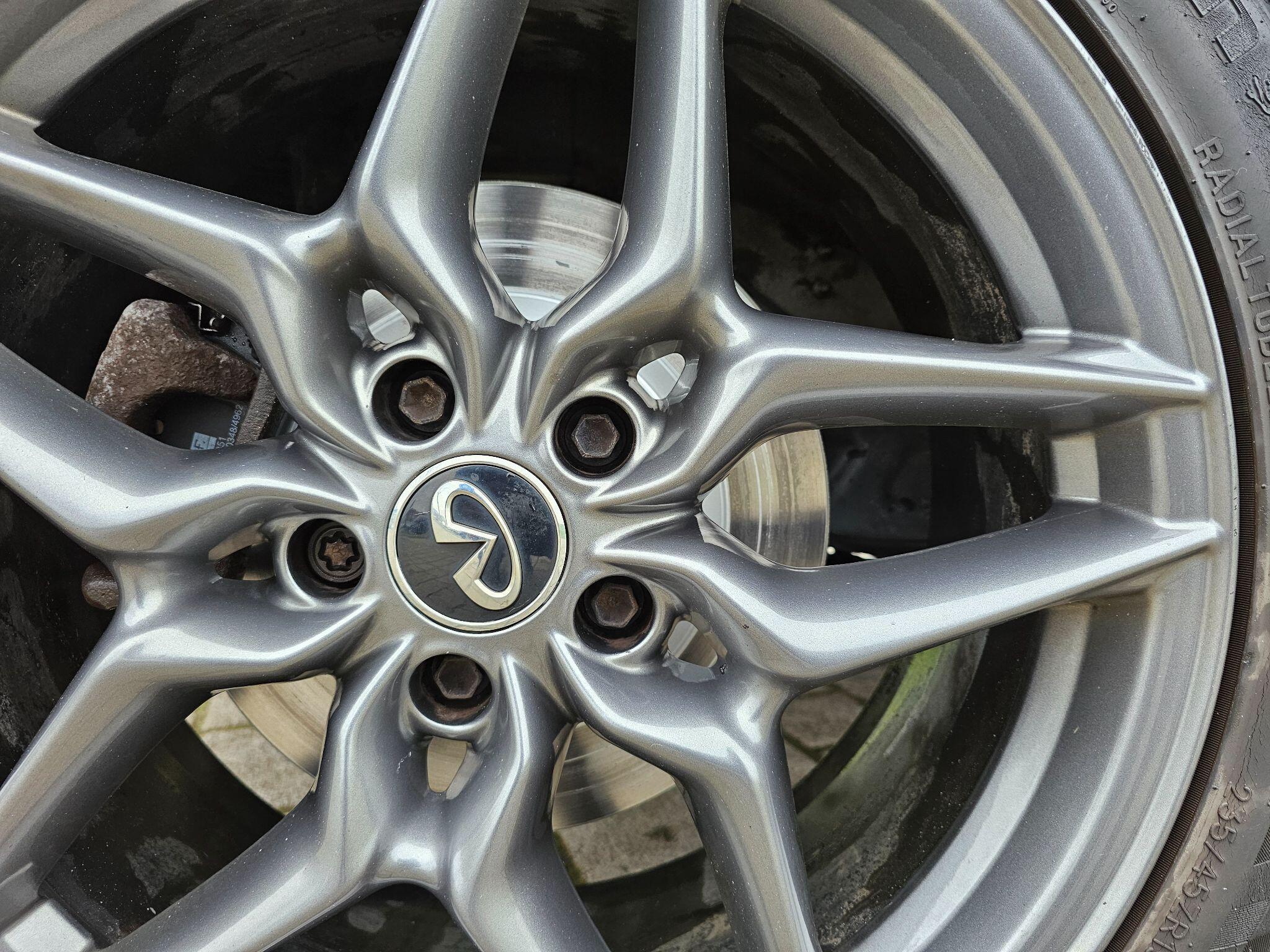 Infiniti Q30 - Image 33