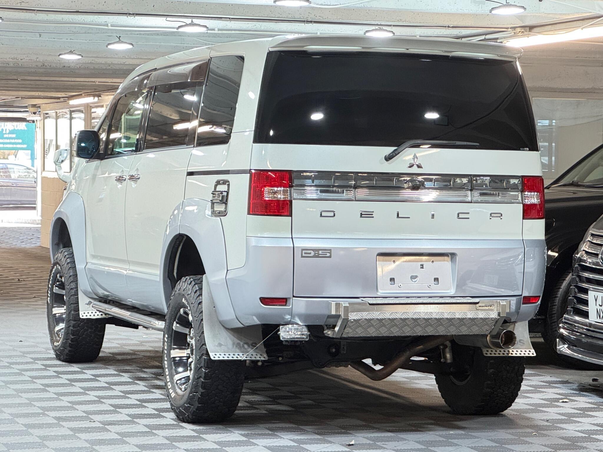 Mitsubishi Delica - Image 3