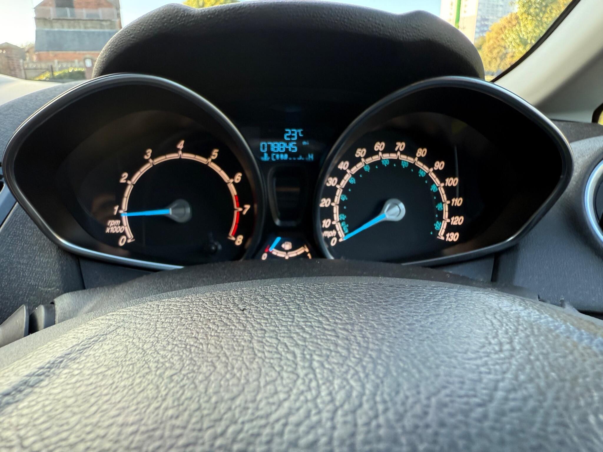 Ford Fiesta - Image 12