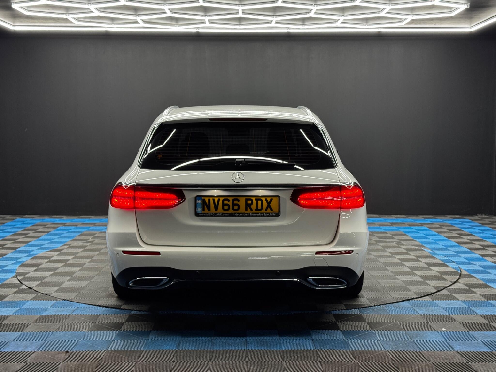 Mercedes E Class - Image 6