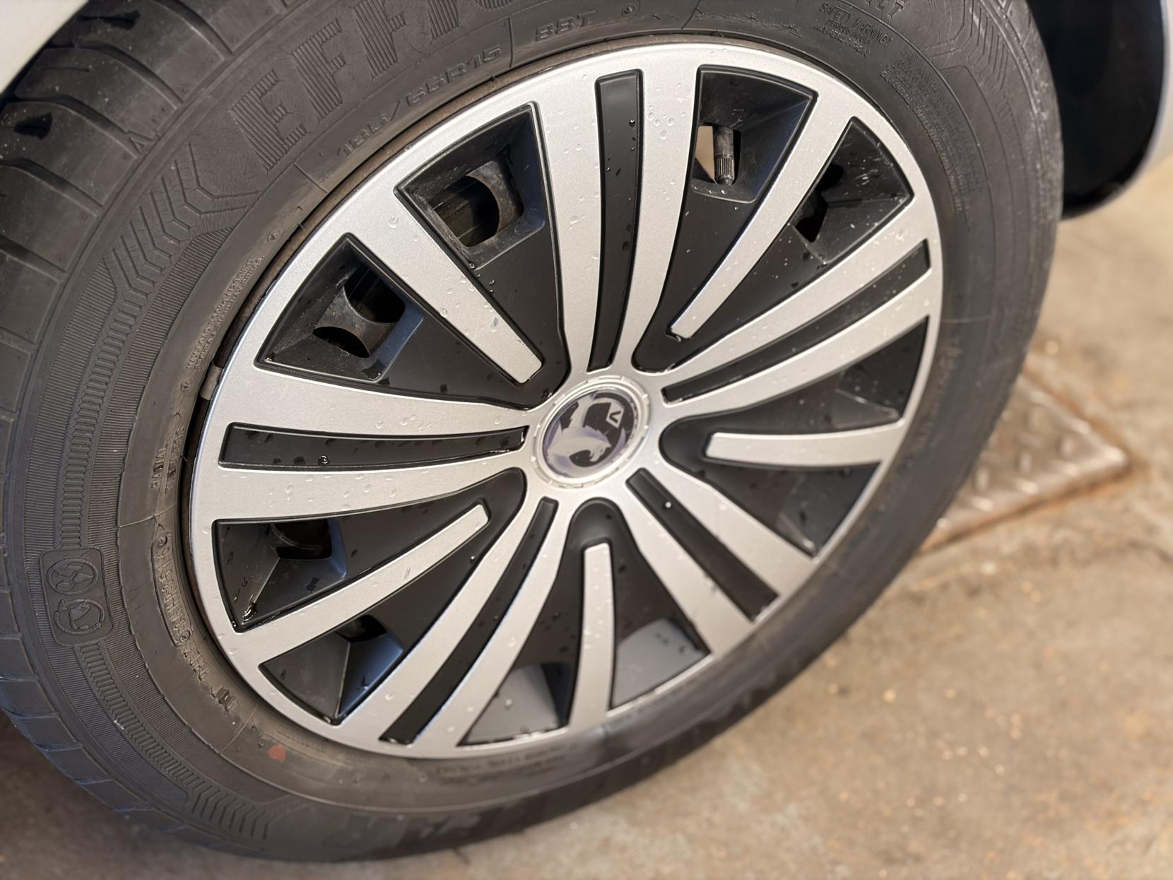 Vauxhall Corsa - Image 16