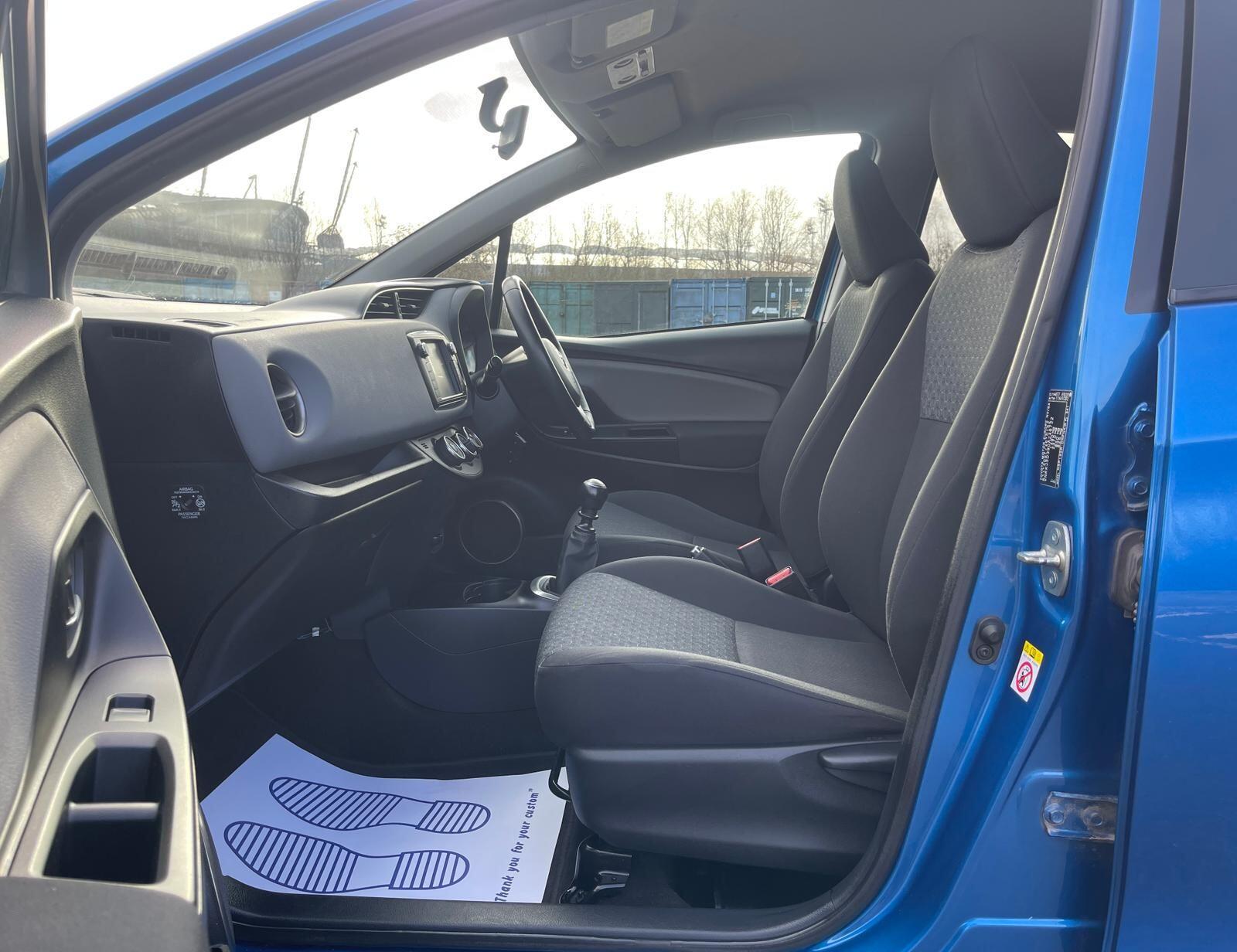 Toyota Yaris - Image 48