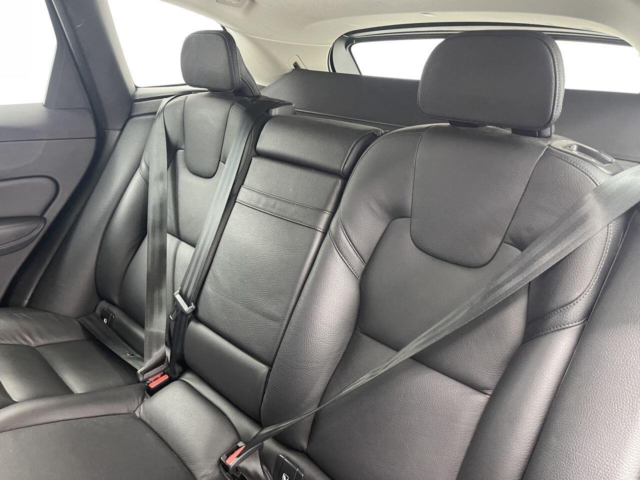 Volvo XC60 - Image 16