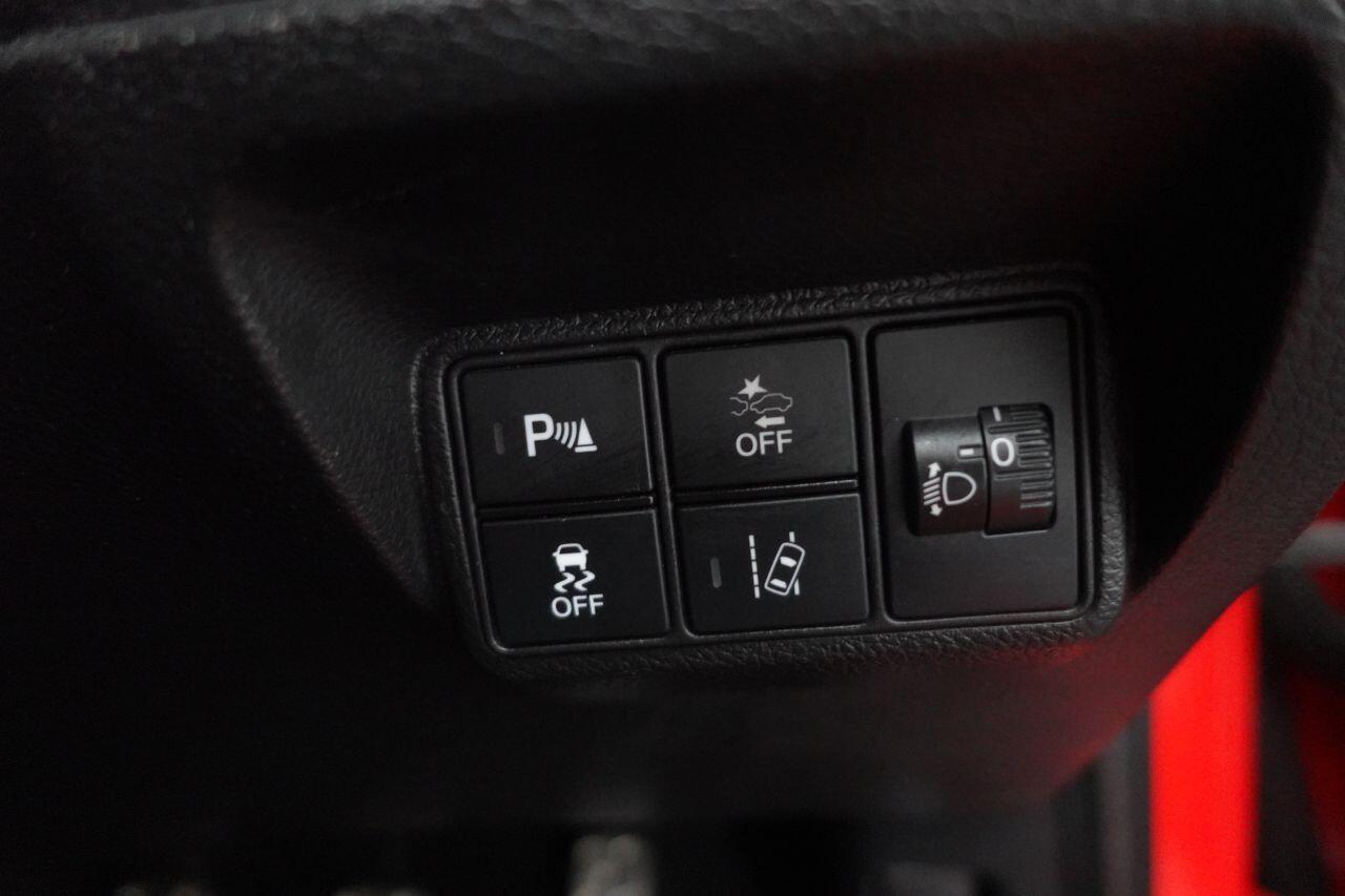 Honda Civic - Image 12