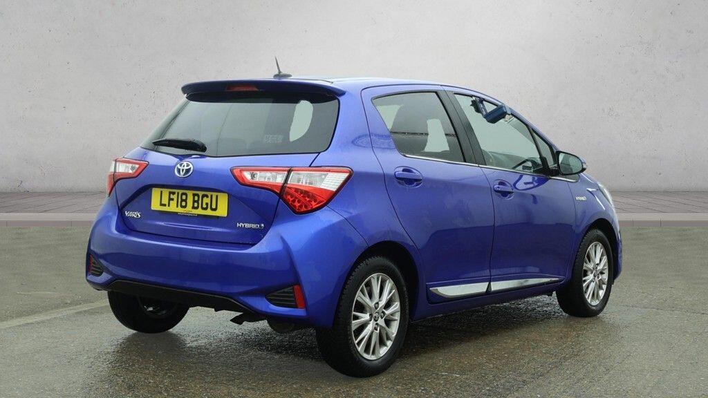 Toyota Yaris - Image 7