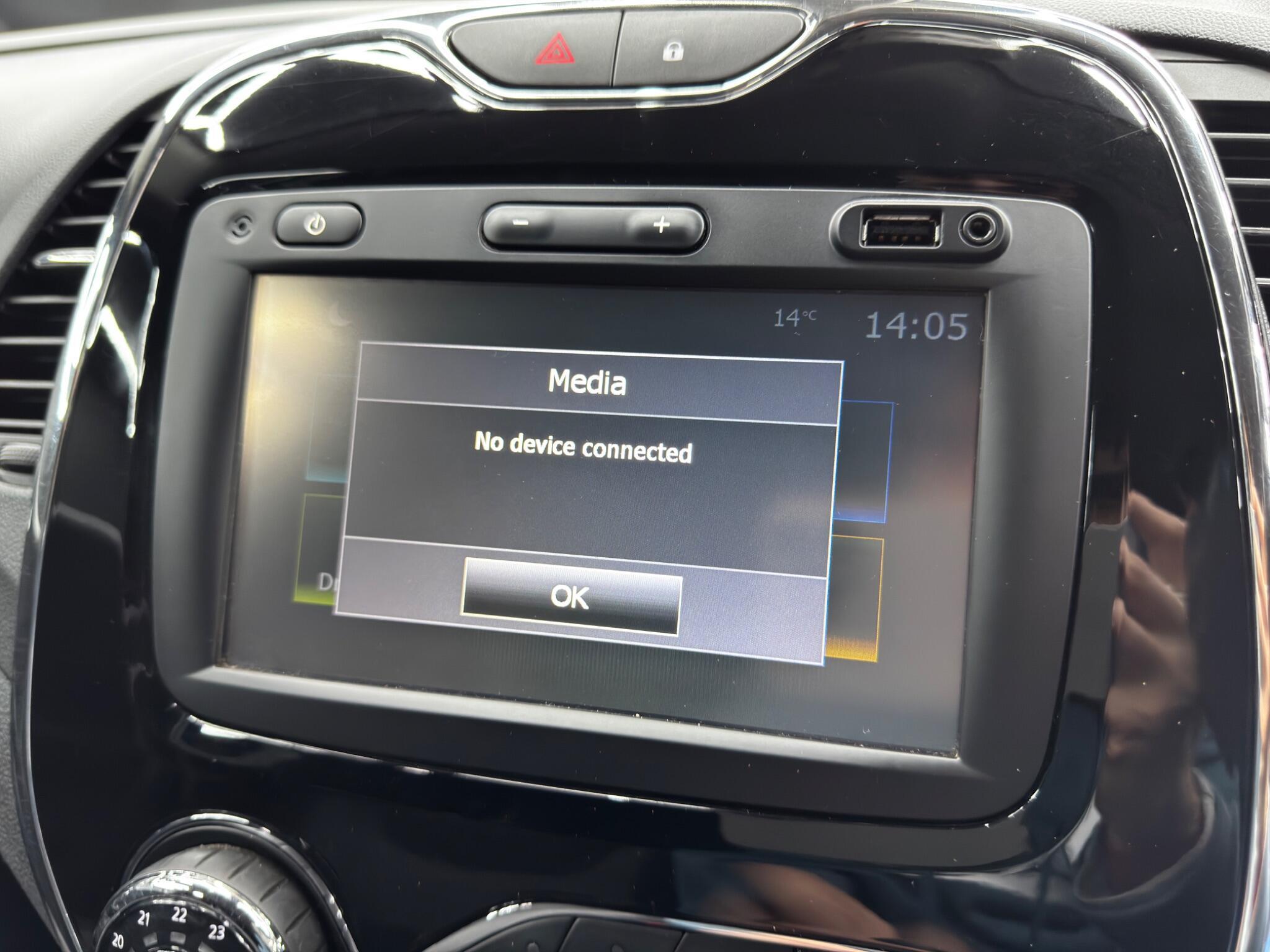 Renault Captur - Image 29