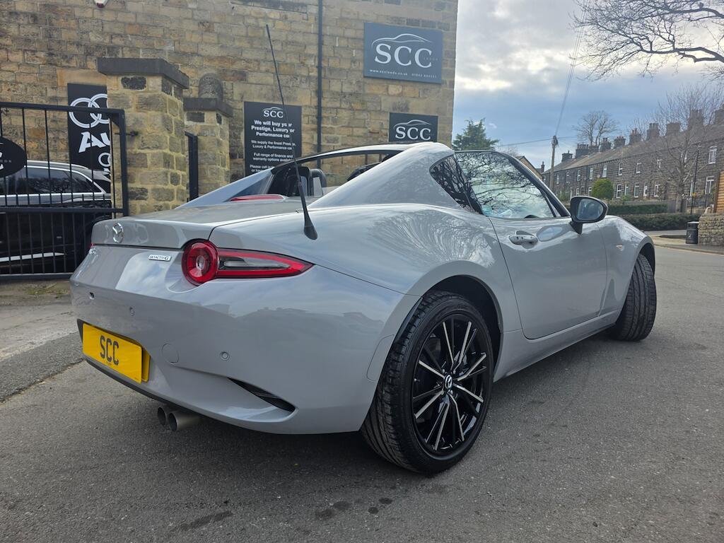 Mazda MX-5 RF - Image 8